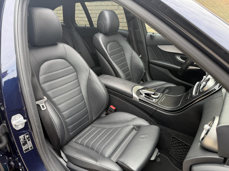 Mercedes-Benz C 180 Estate Business Solution AMG | Panoramadak | Trekh — photo 21
