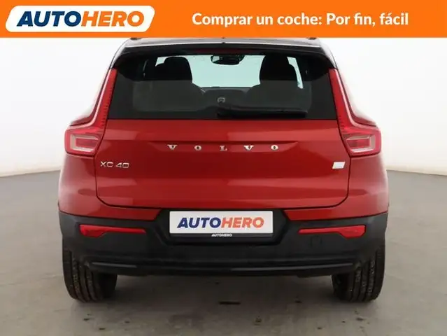 Volvo XC40 view 5