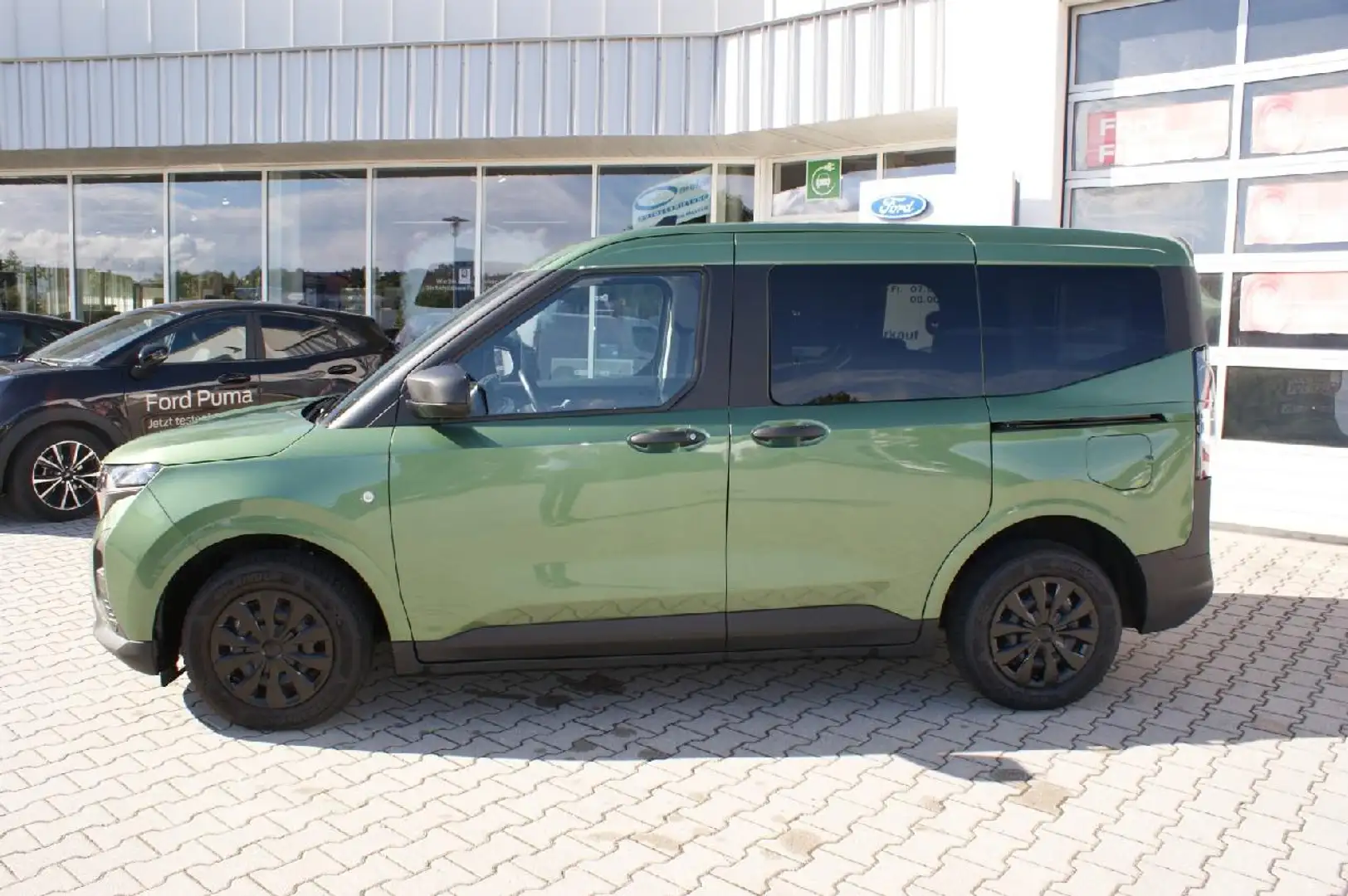 Ford Tourneo Courier Trend TOP AHK 1.Hand - 2