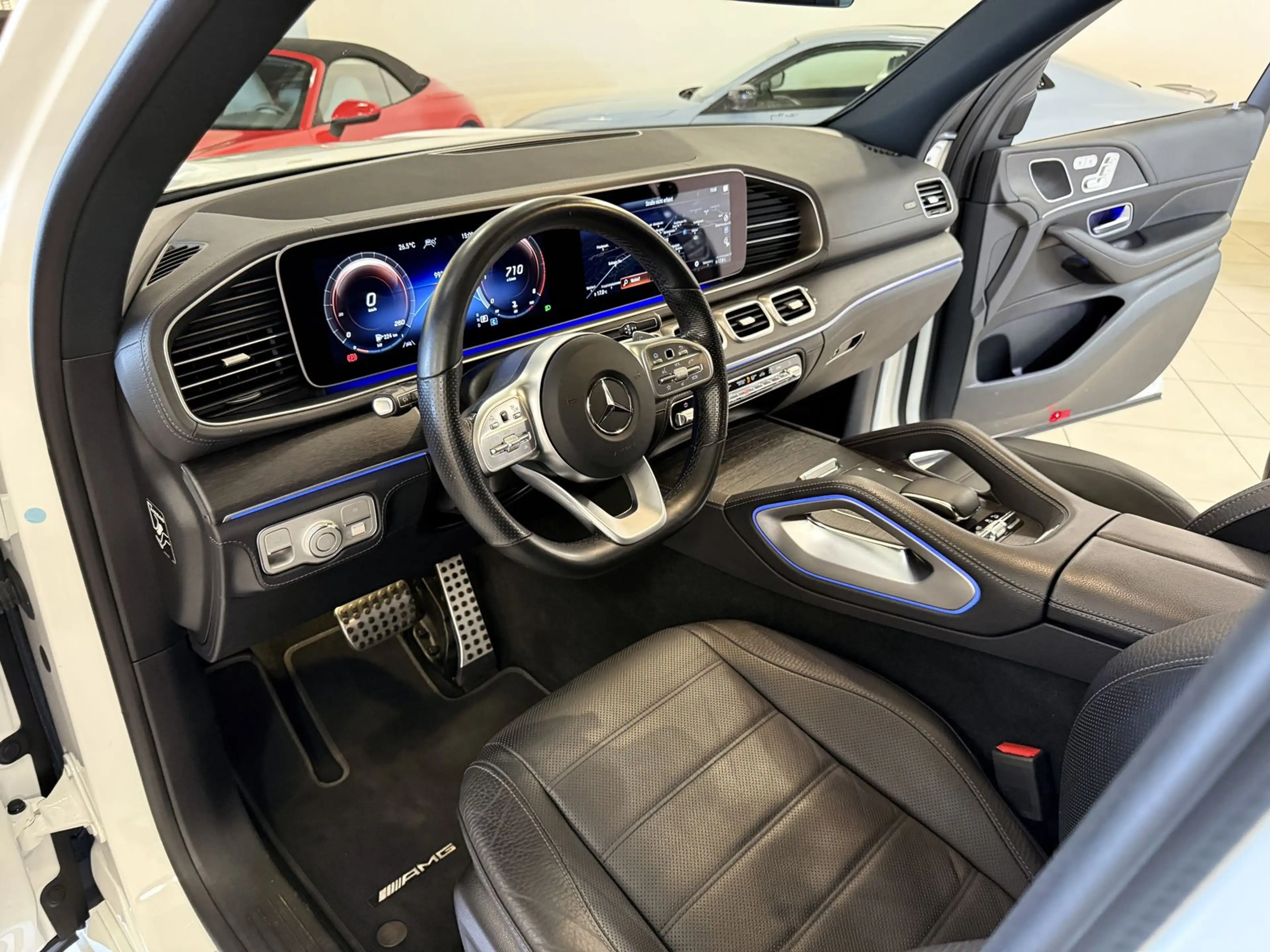 Mercedes-Benz GLS 350 d 4Matic AMG Line 1.Hand-Luft-7 Sitzer — photo 11