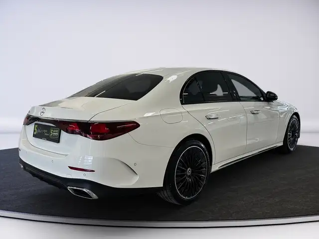 Mercedes-Benz E 300 e AMG LINE BUMESTER DIGITAL LIGHT Ansicht 6