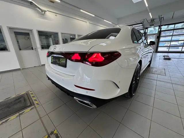 Mercedes-Benz E 300 e AMG LINE BUMESTER DIGITAL LIGHT Ansicht 28