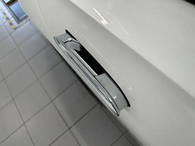 Mercedes-Benz E 300 e AMG LINE BUMESTER DIGITAL LIGHT Ansicht 24