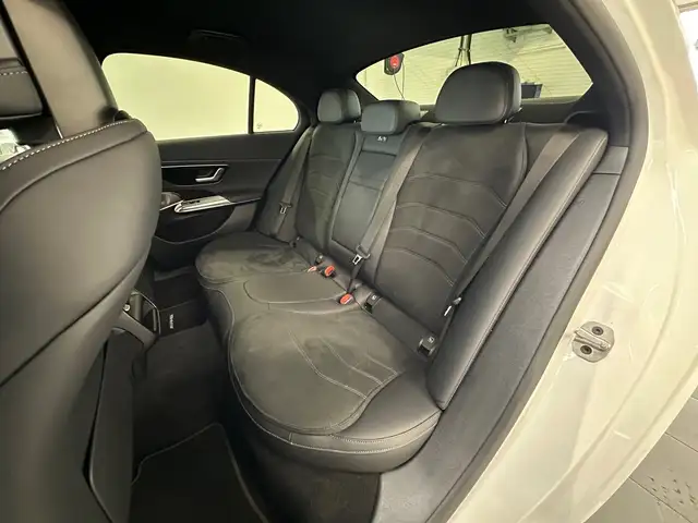 Mercedes-Benz E 300 e AMG LINE BUMESTER DIGITAL LIGHT Ansicht 18