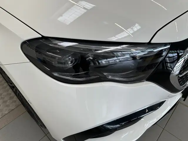 Mercedes-Benz E 300 e AMG LINE BUMESTER DIGITAL LIGHT Ansicht 9