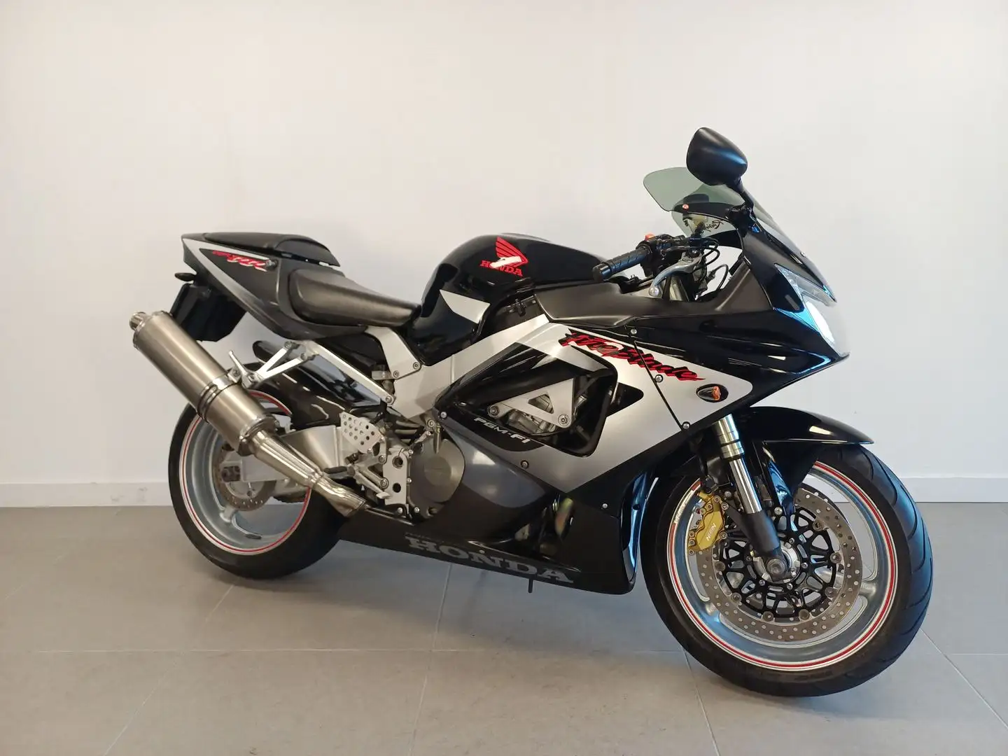 Honda CBR 900 RR FIREBLADE Zwart - 2