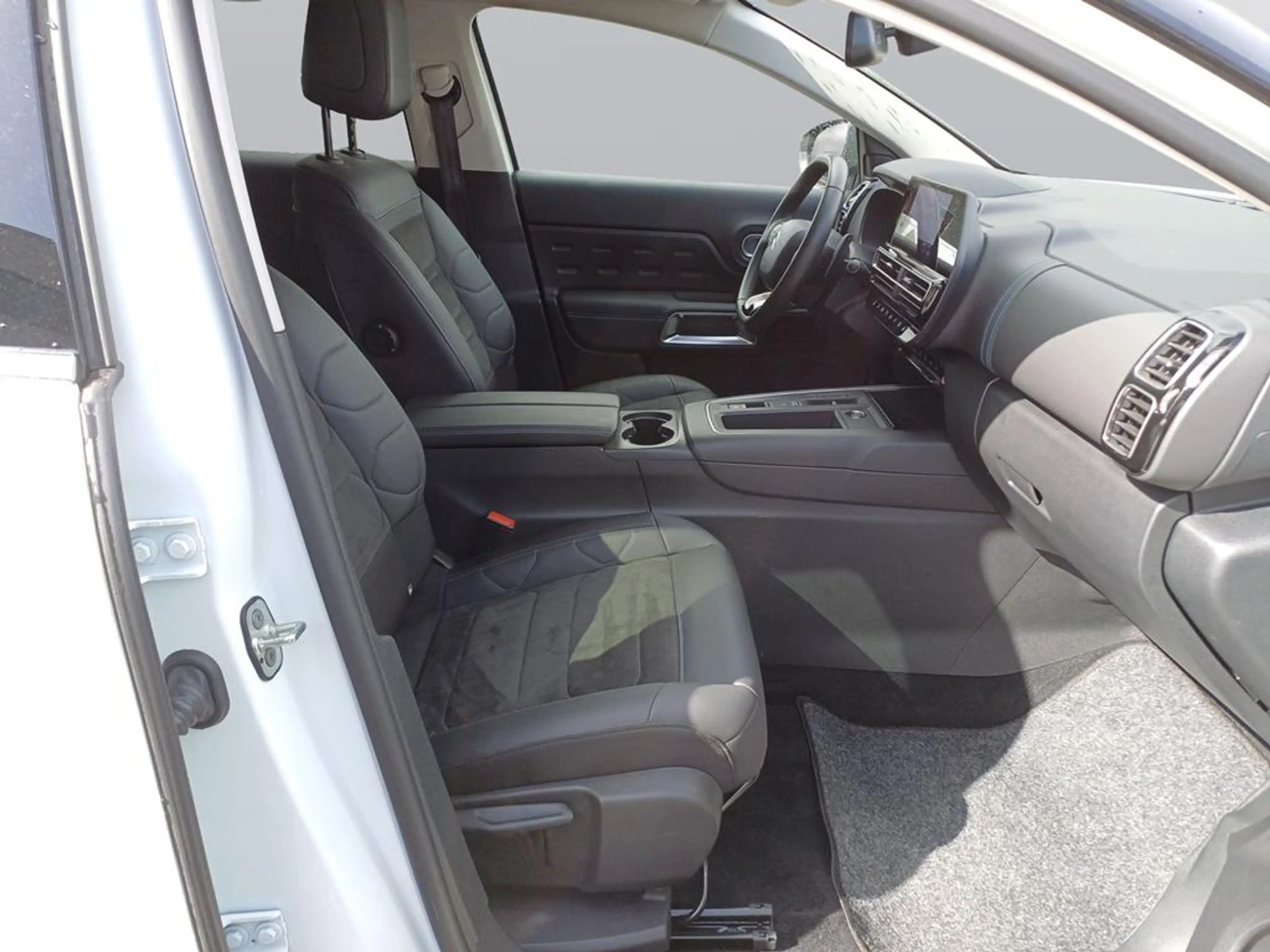 Citroen C5 Aircross BlueHDi 130 S&S EAT8 Max — photo 13