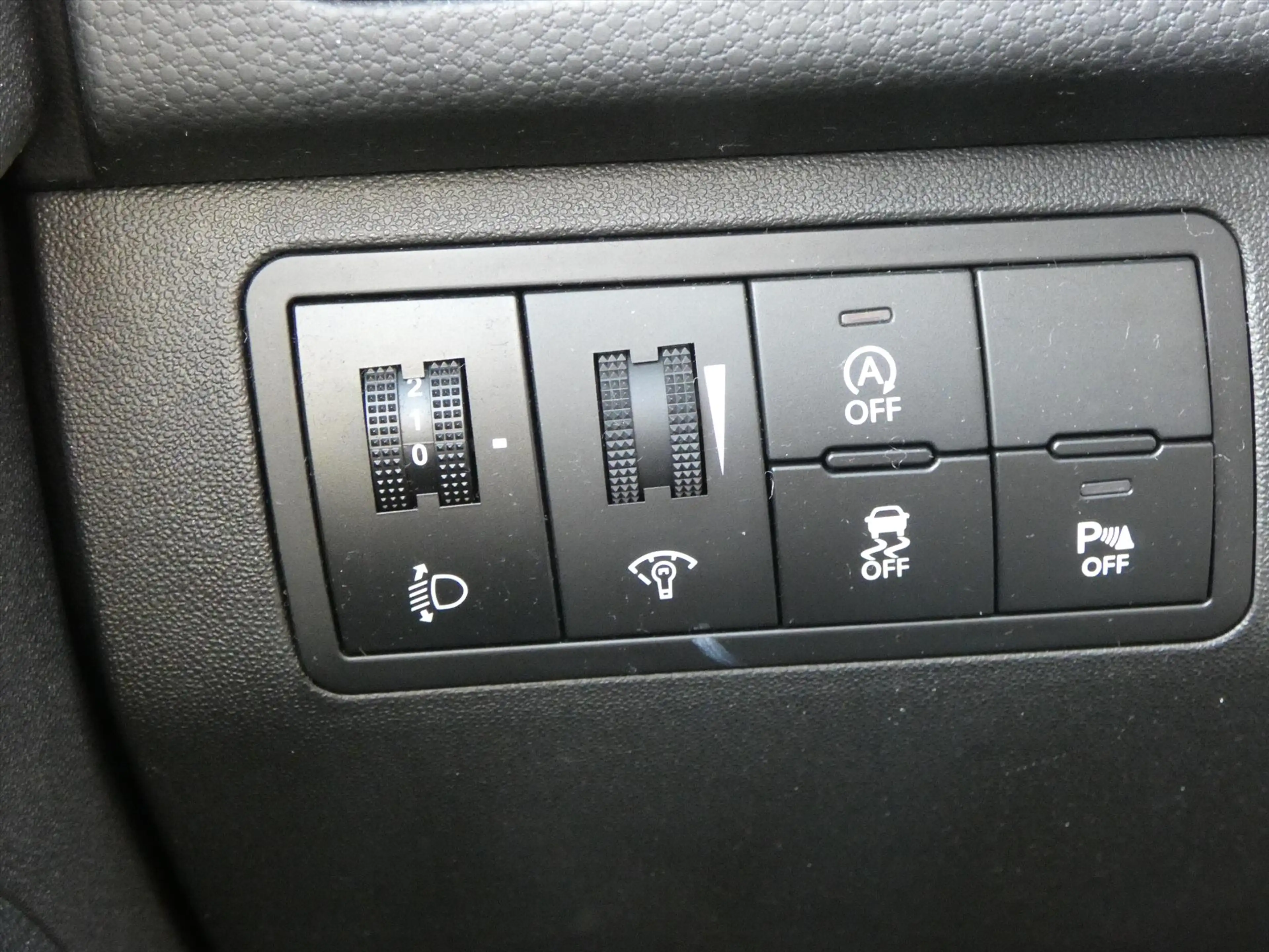Kia Venga 1.4 CVVT 90pk Summer Edition — photo 15
