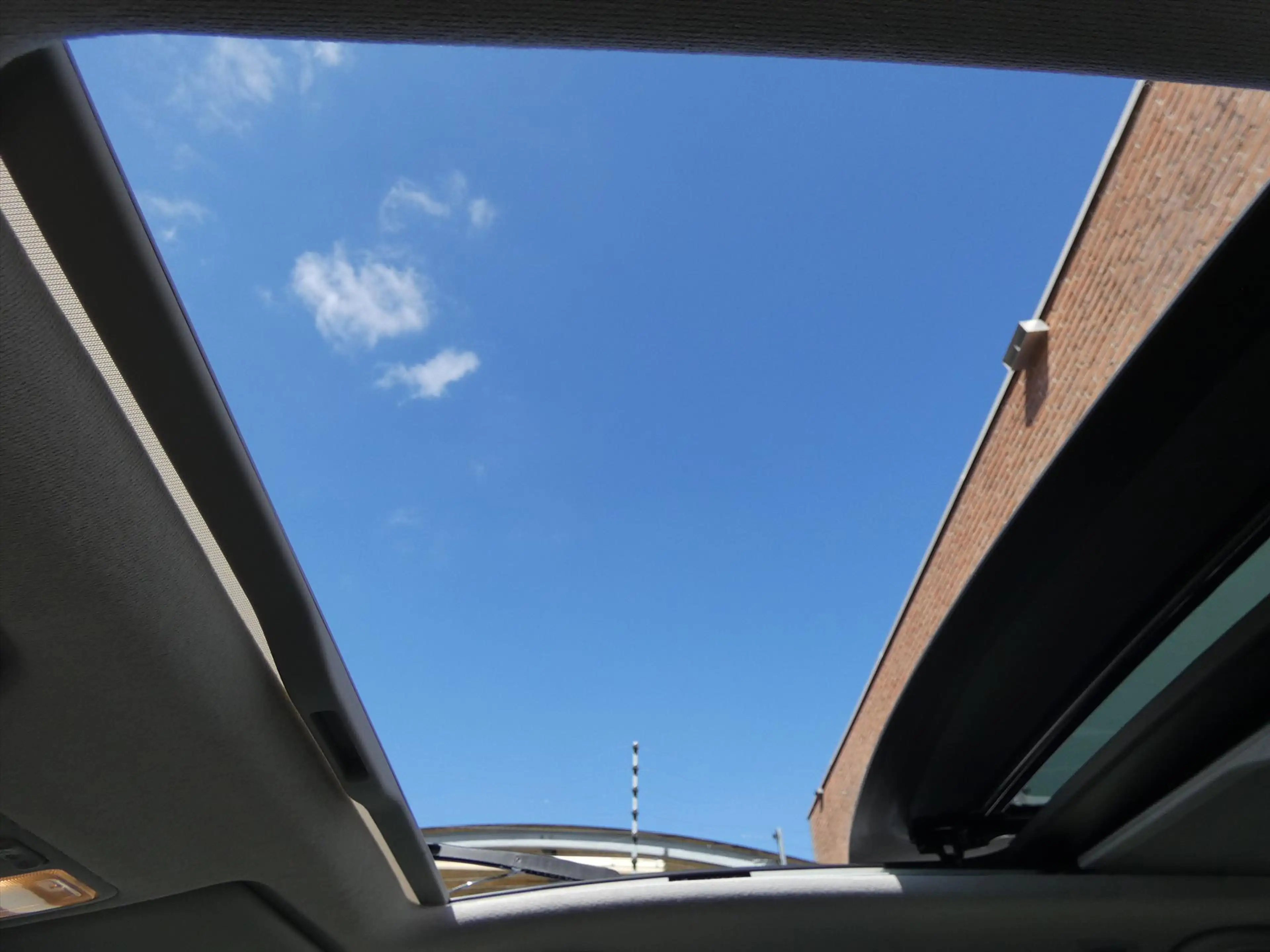Kia Venga 1.4 CVVT 90pk Summer Edition — photo 12