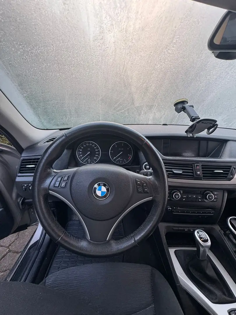 BMW X1 xDrive18d - 1