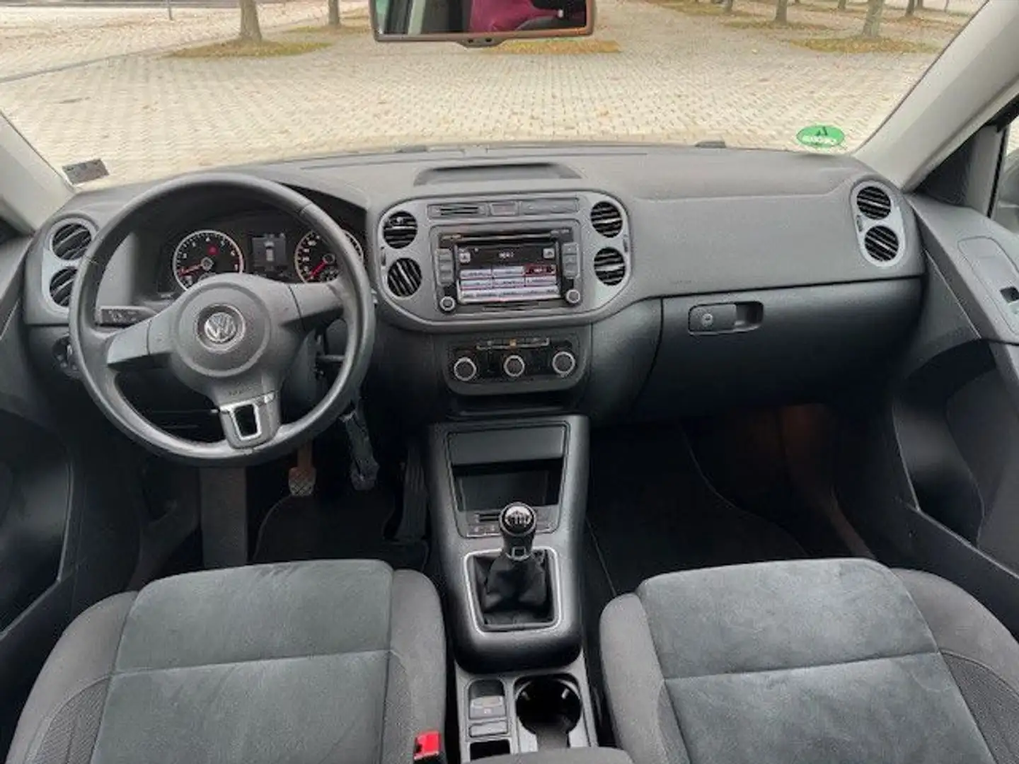 Volkswagen Tiguan Sport & Style BMT Gris - 2