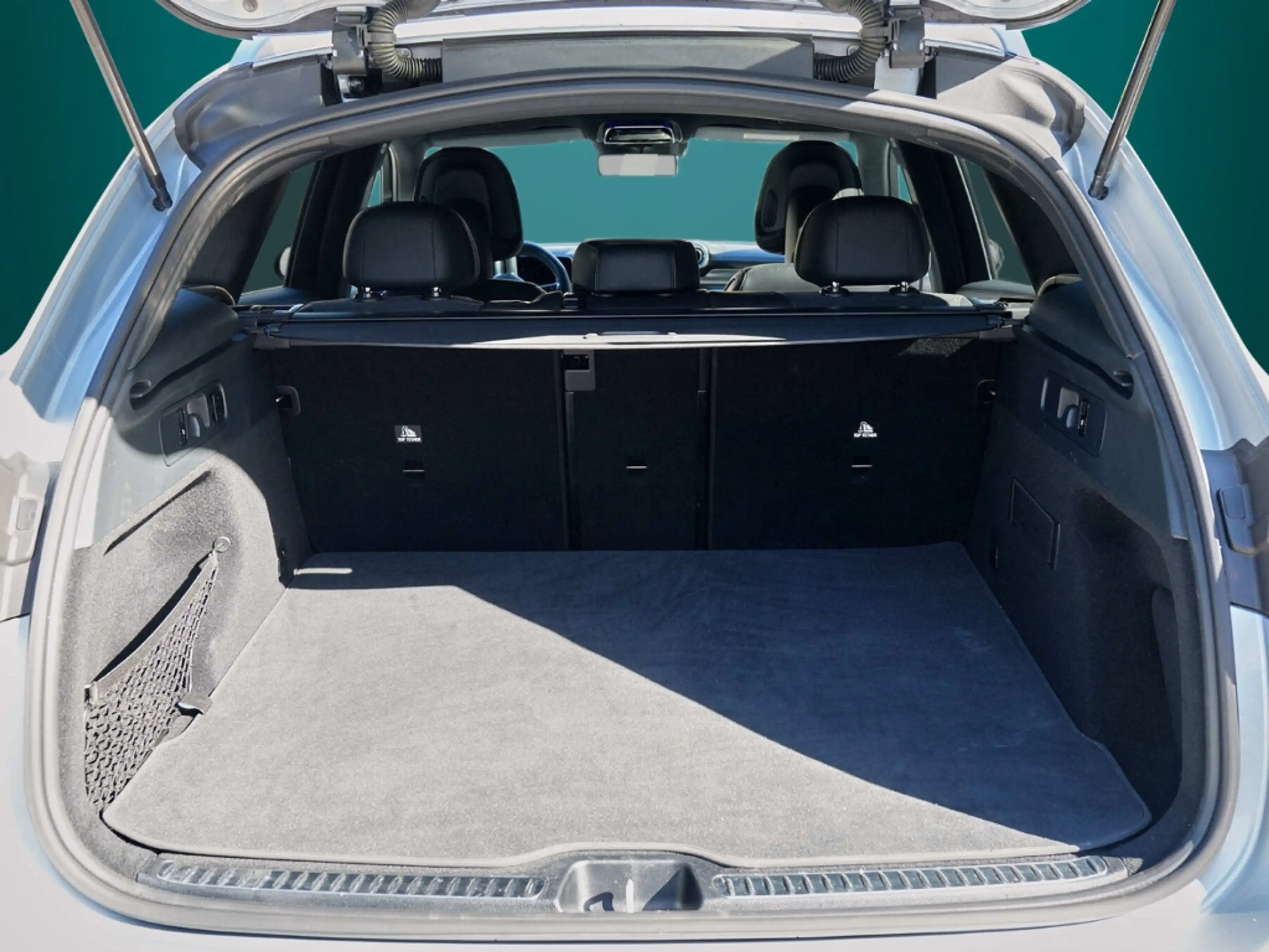Mercedes-Benz GLC 300 d 4Matic AMG Night MBUX Keyless Digital — photo 15