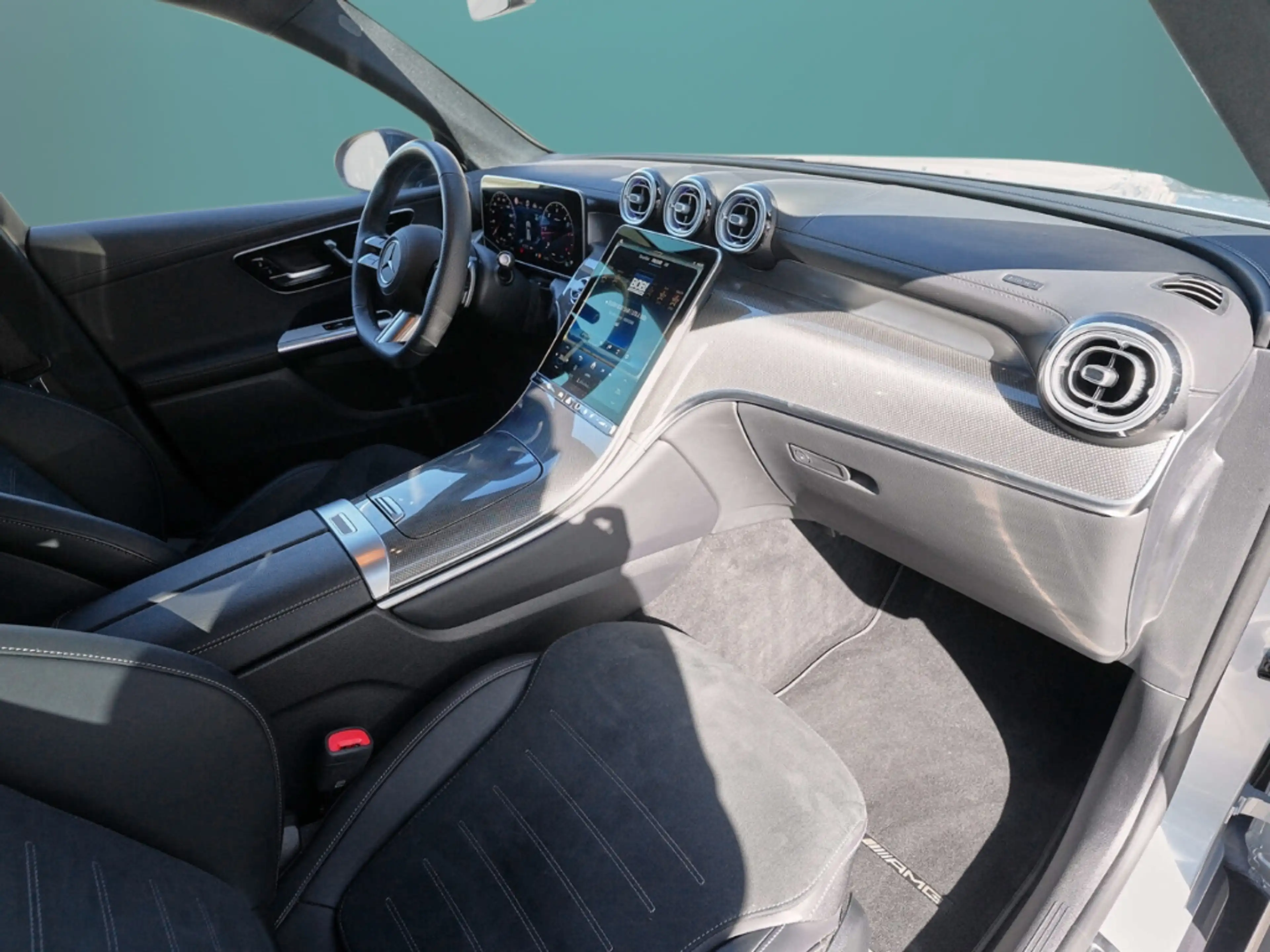 Mercedes-Benz GLC 300 d 4Matic AMG Night MBUX Keyless Digital — photo 31