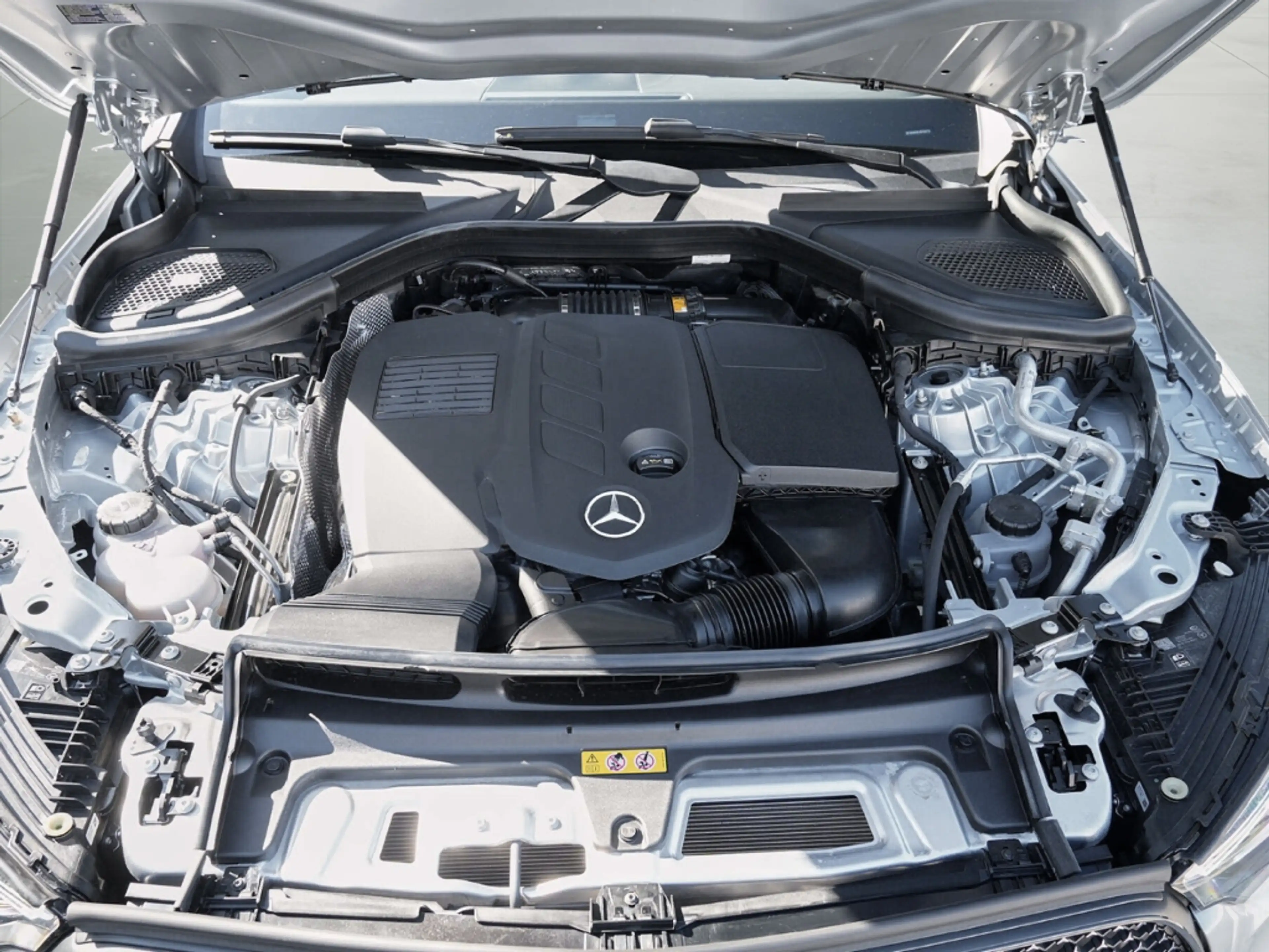 Mercedes-Benz GLC 300 d 4Matic AMG Night MBUX Keyless Digital — photo 19