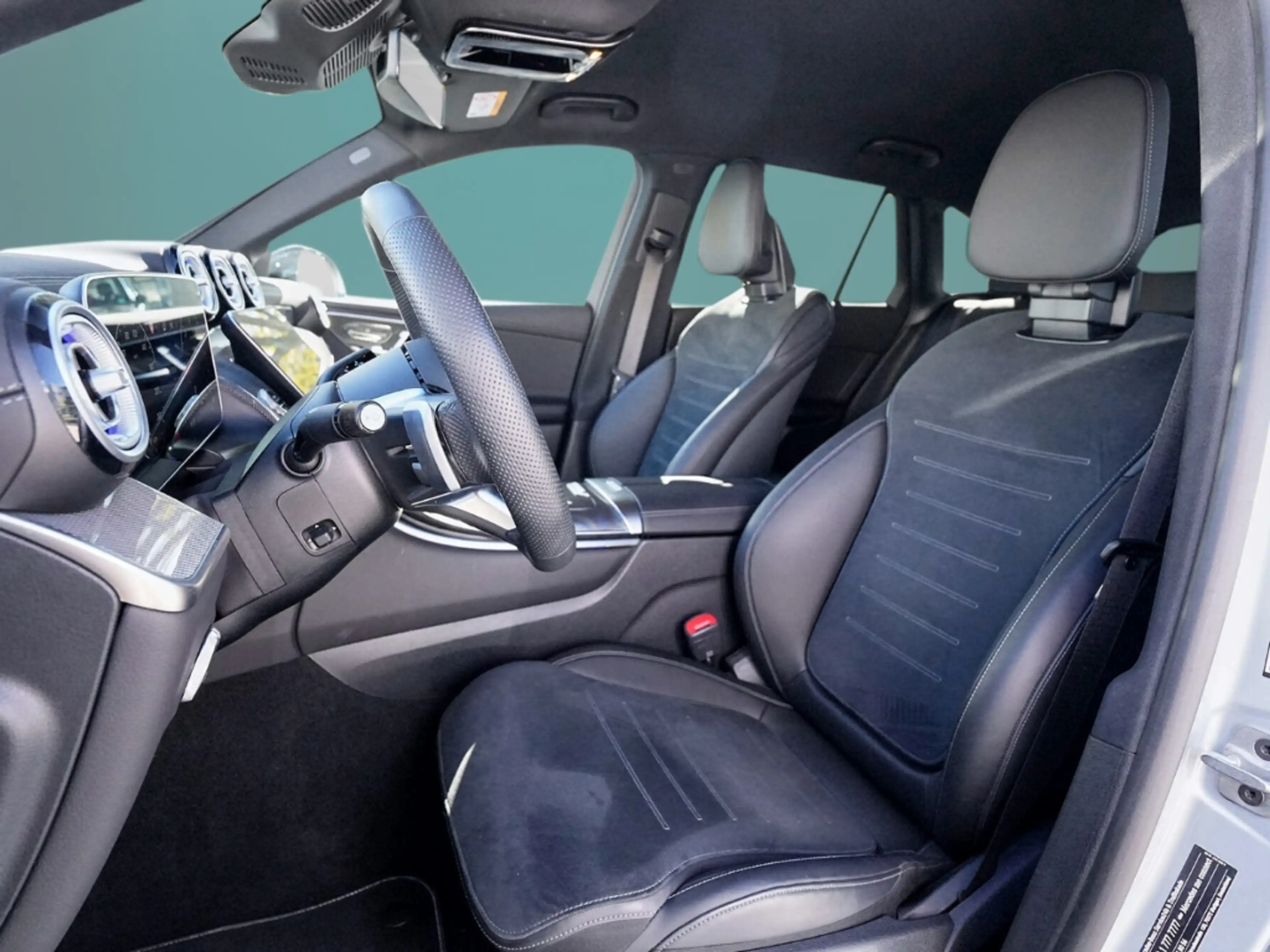 Mercedes-Benz GLC 300 d 4Matic AMG Night MBUX Keyless Digital — photo 24