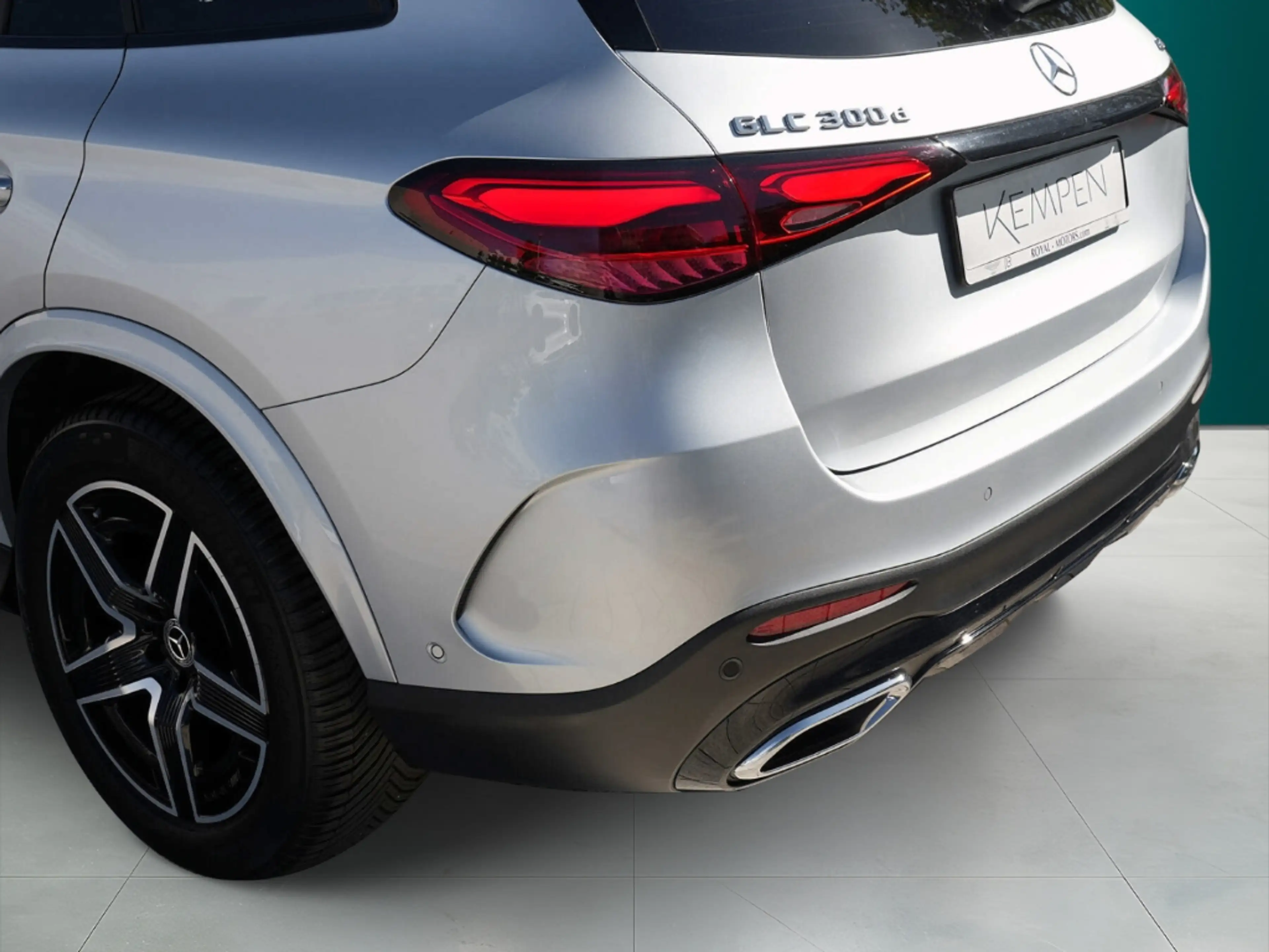 Mercedes-Benz GLC 300 d 4Matic AMG Night MBUX Keyless Digital — photo 13