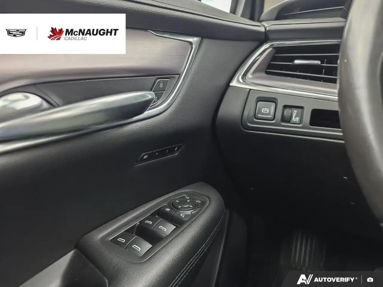 Cadillac XT5 photo Cadillac XT5