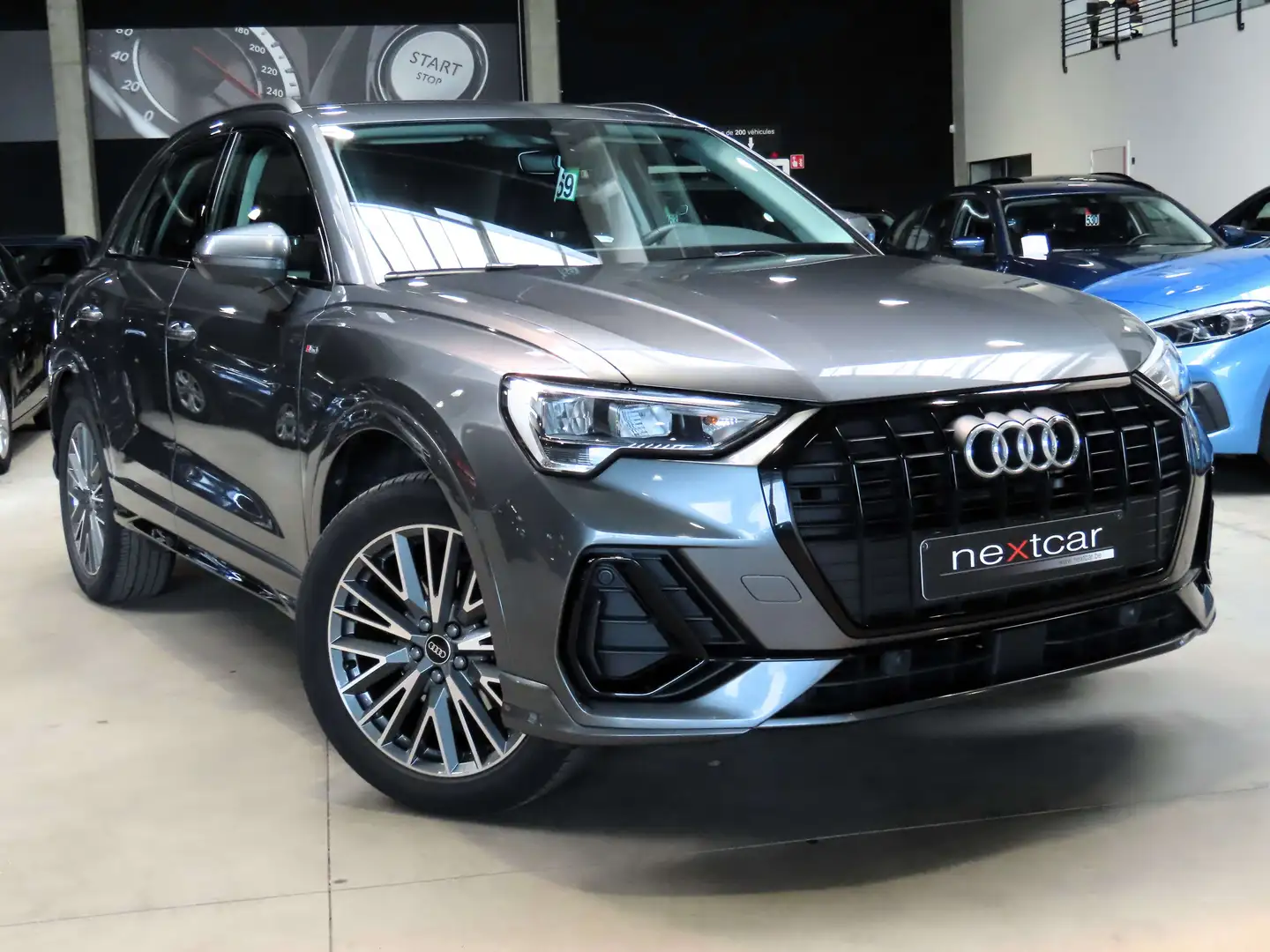 Audi Q3 35TFSI SLine STronic NAV-VIRTUAL-CRUISE-CUIR Grijs - 2