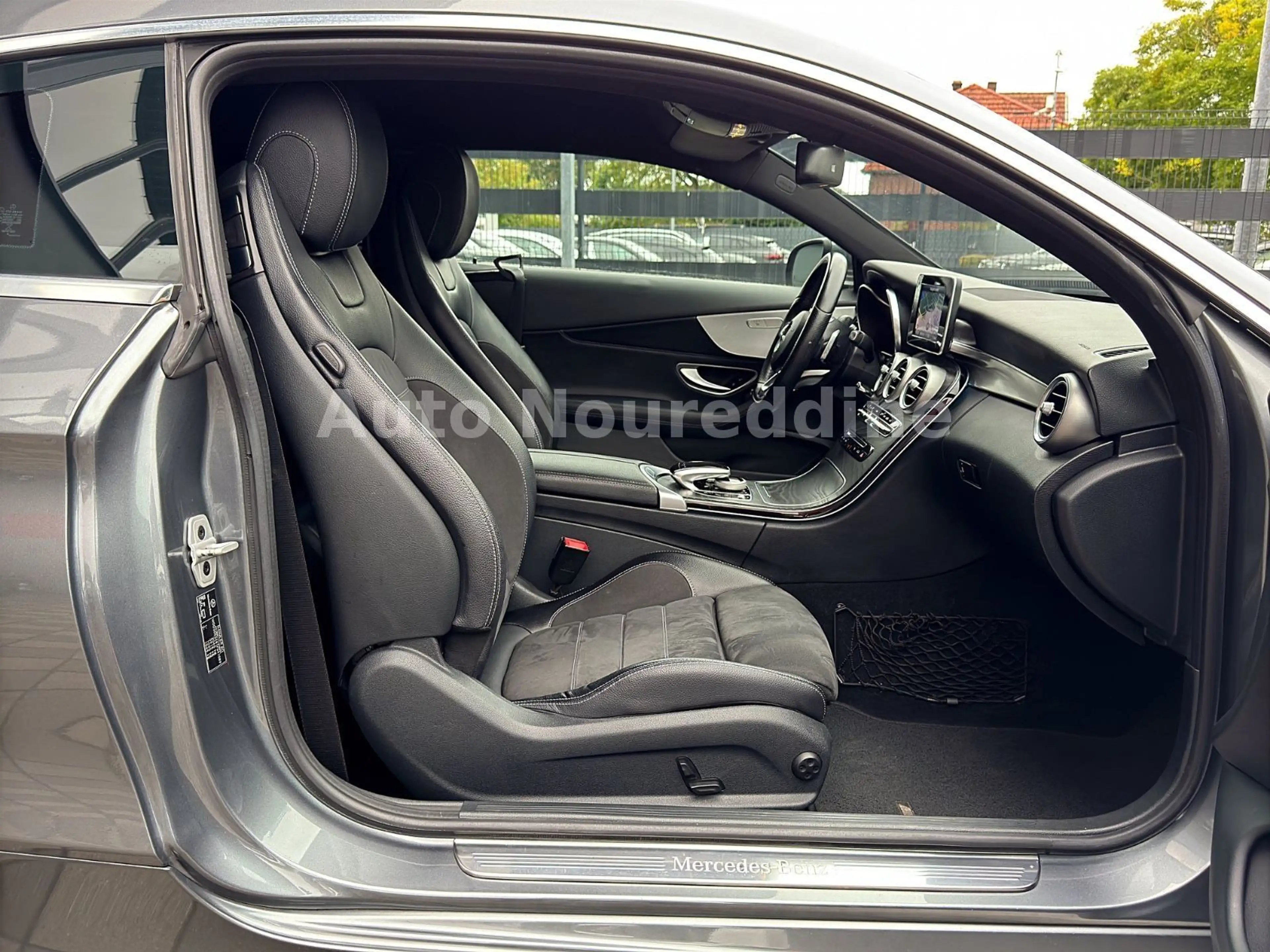Mercedes-Benz C 300 Coupe AMG Line*Deutsch*Burmester*360Kamera — photo 14