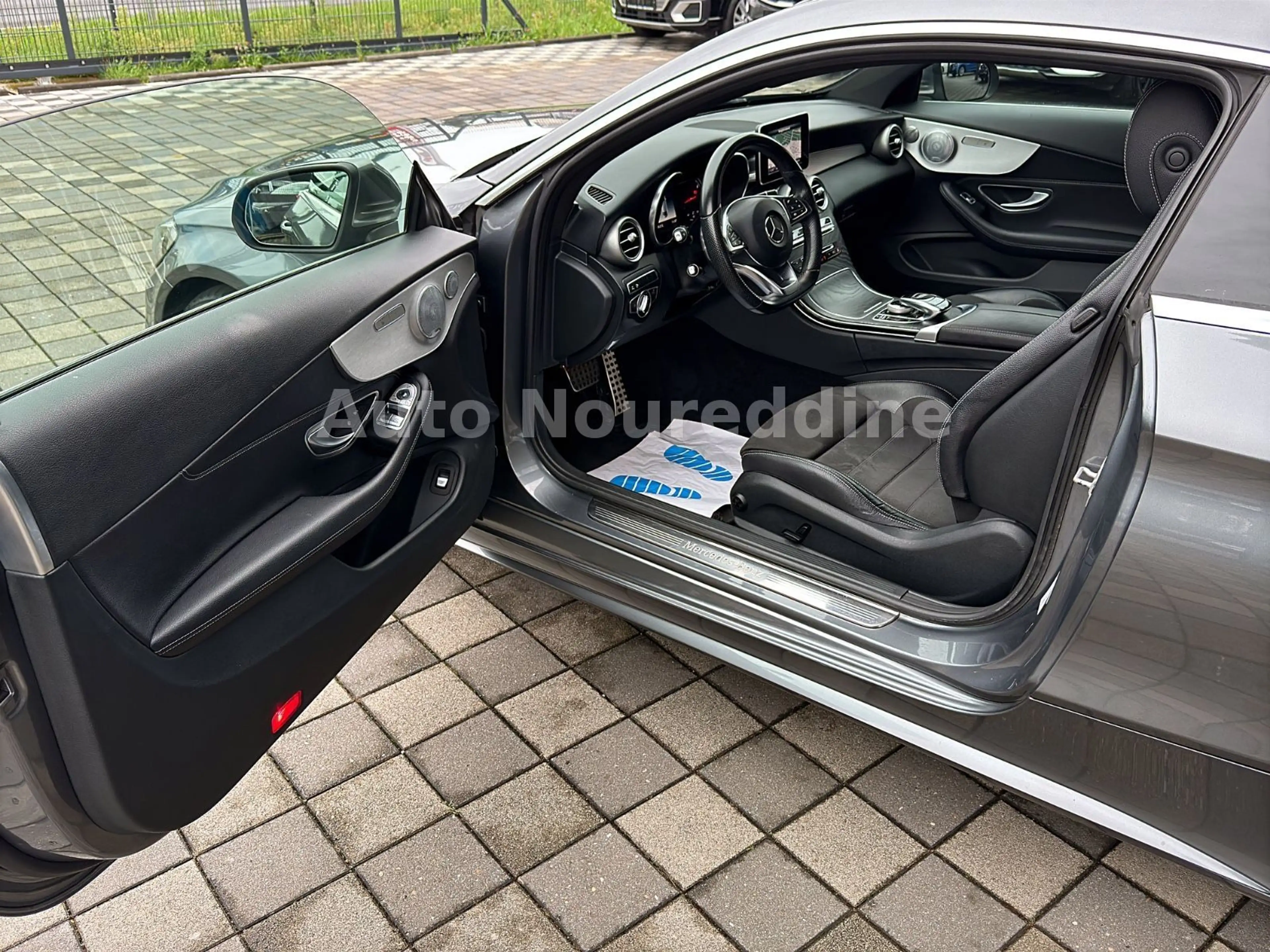 Mercedes-Benz C 300 Coupe AMG Line*Deutsch*Burmester*360Kamera — photo 8