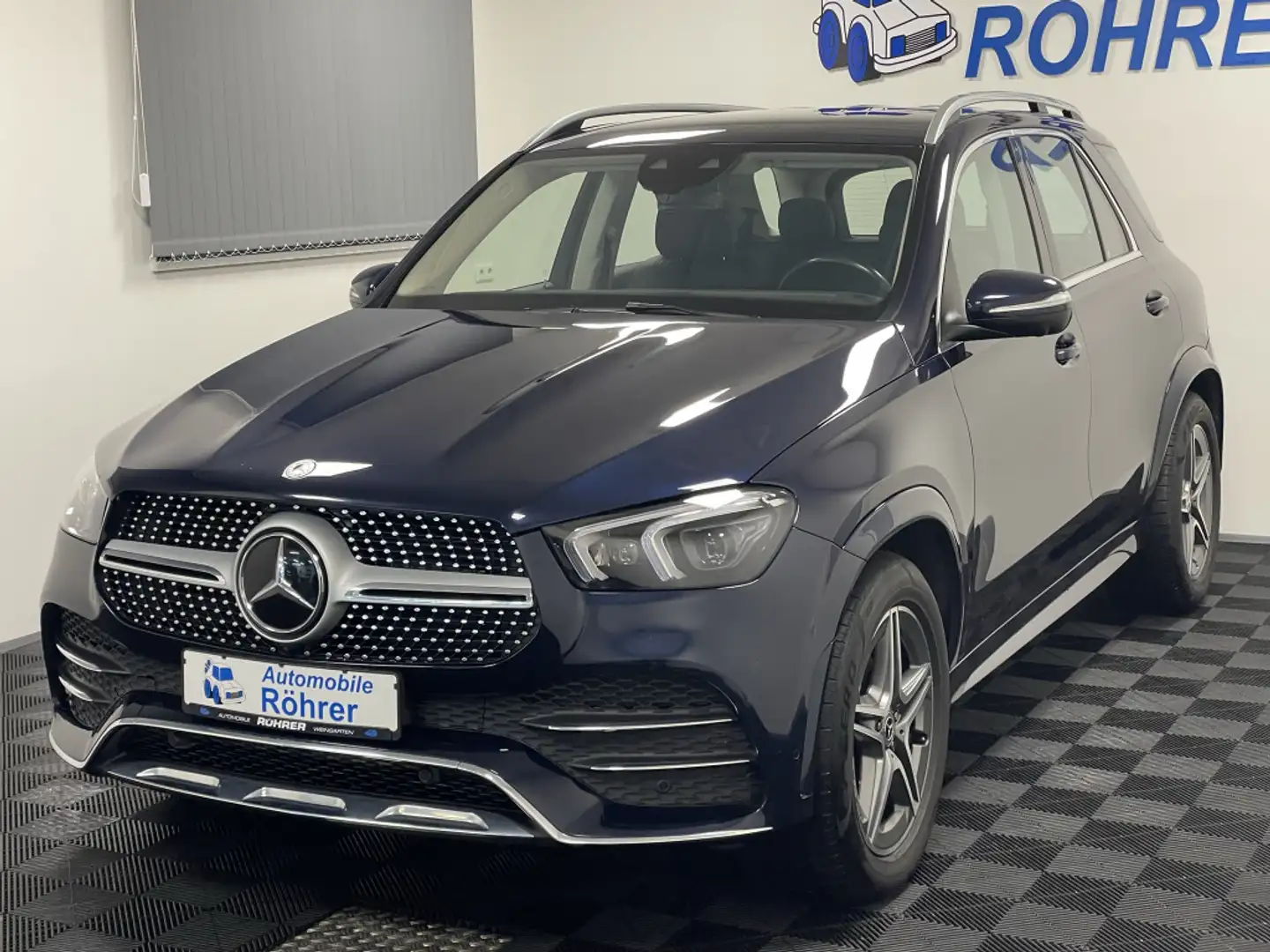 Mercedes-Benz GLE 400 d 4M AMG-Line Multibeam Standheiz. 360° Modrá - 2