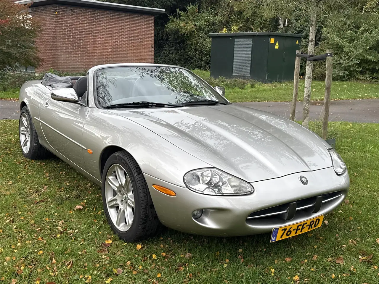 Jaguar XK XK8 1999