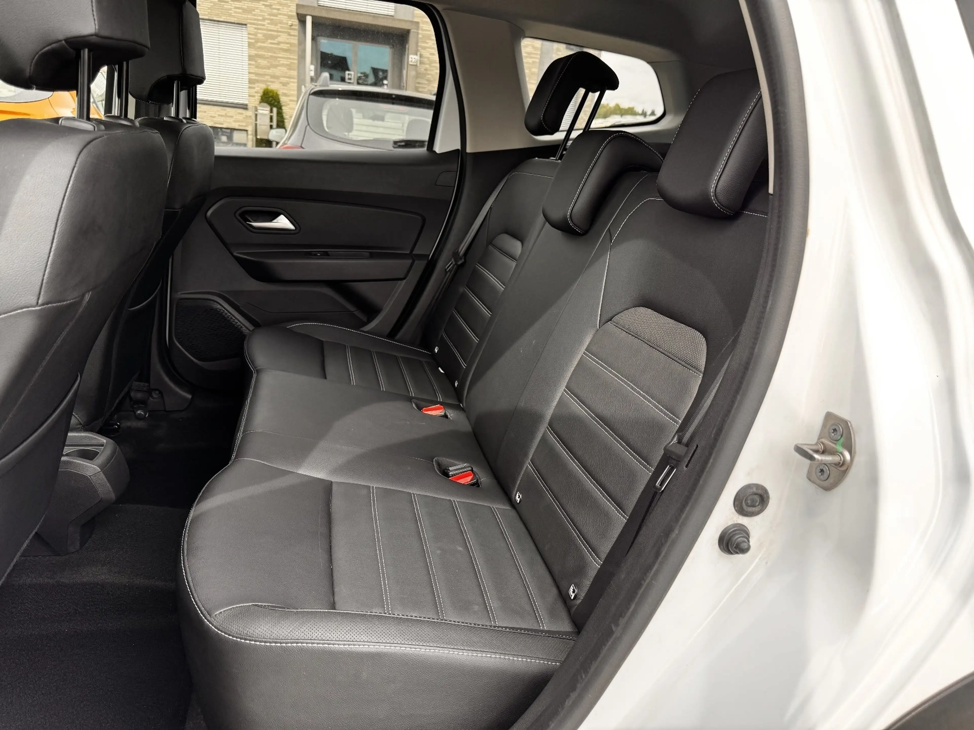 Dacia Duster Prestige TCe 125 2WD — photo 11