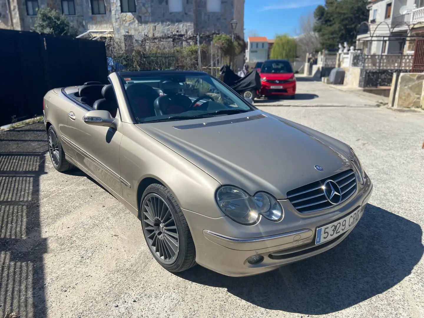 Mercedes-Benz CLK 320 Cabrio Avantgarde Or - 1