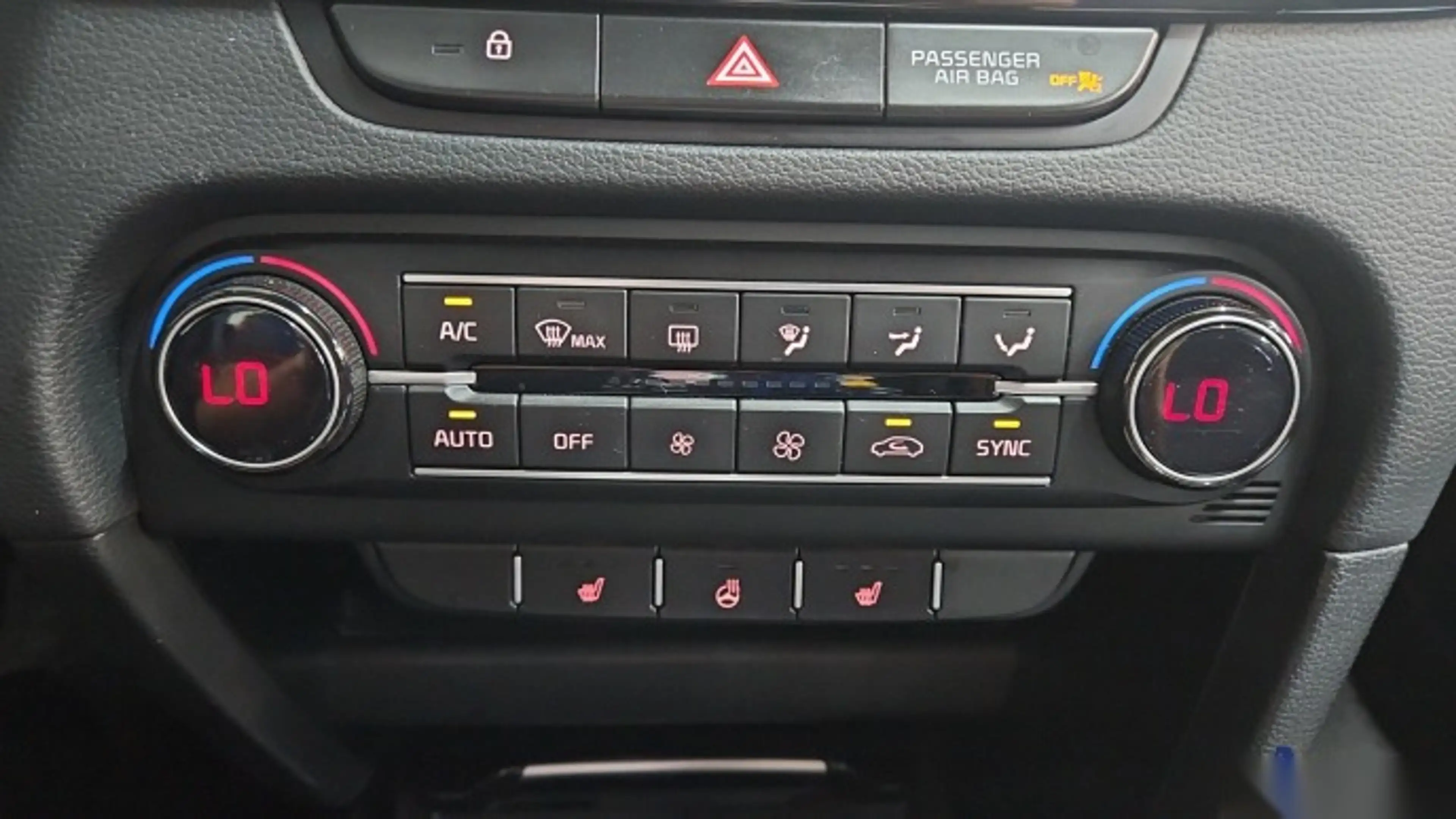 Kia Ceed / cee'd CEE'D SPORTSWAGON NAVI KLIMAAUT RADIO TEMPO MFL SHZ VC PDC KAMERA RFK ACC — photo 9