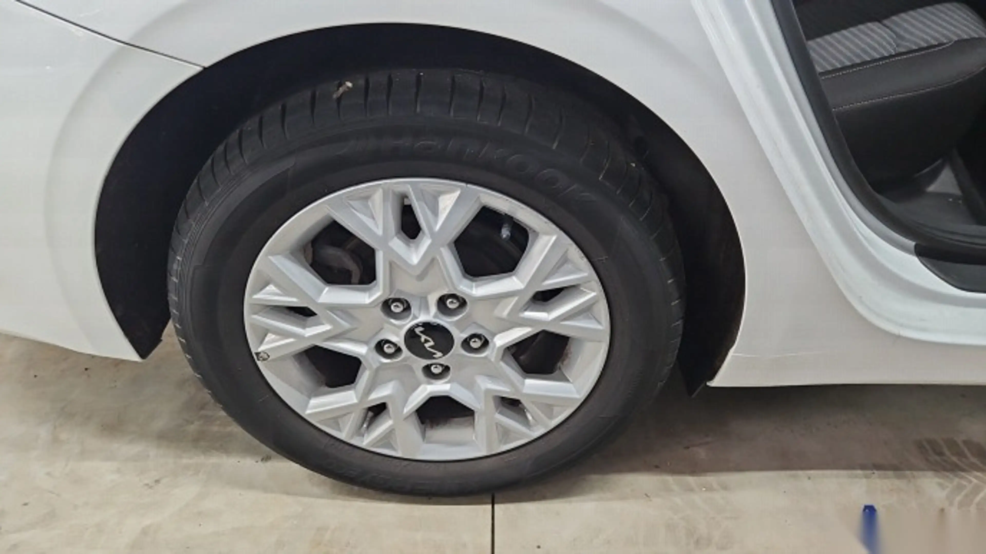 Kia Ceed / cee'd CEE'D SPORTSWAGON NAVI KLIMAAUT RADIO TEMPO MFL SHZ VC PDC KAMERA RFK ACC — photo 12