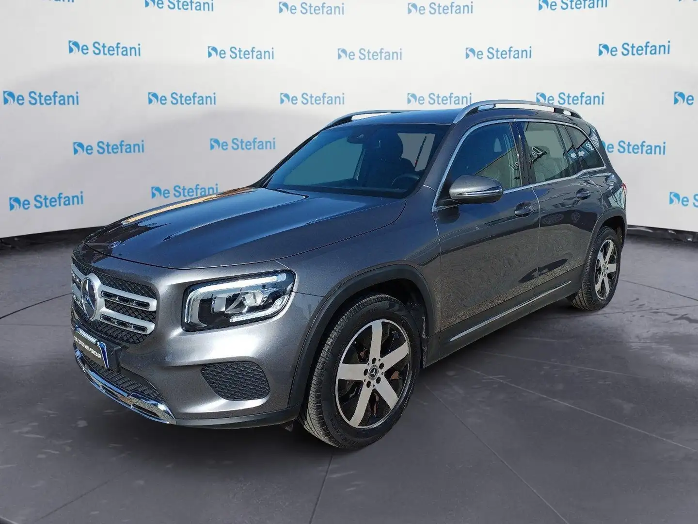 Mercedes-Benz GLB 200 GLB 200 Automatic Sport Plus Gris - 1