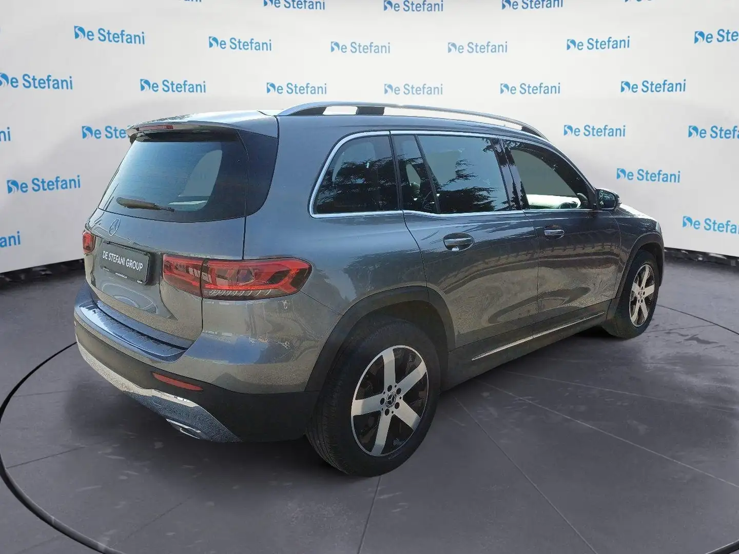 Mercedes-Benz GLB 200 GLB 200 Automatic Sport Plus Gris - 2