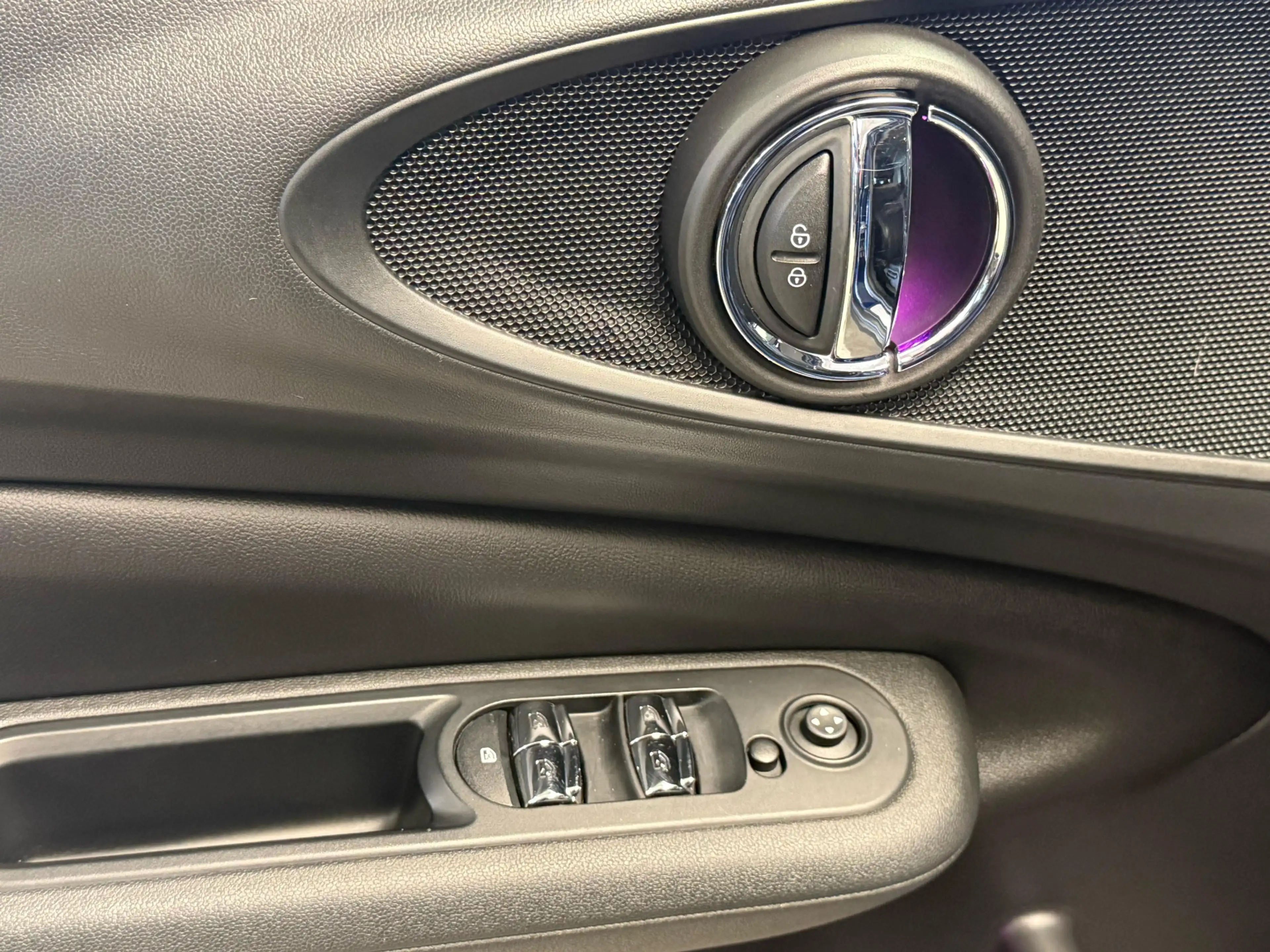 MINI Cooper Clubman 1.5 Chili | Leder | Navi | LED | 17 inch | — photo 13