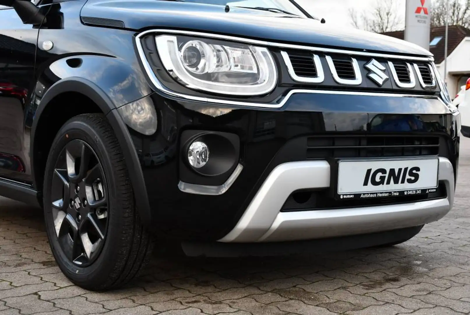 Suzuki Ignis 1.2 Comfort Hybrid 5-Gang Schwarz - 1