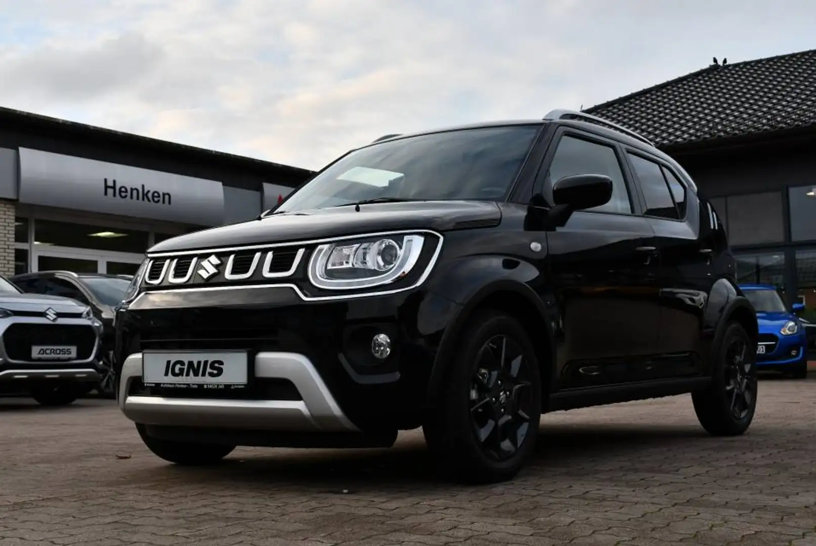 Suzuki Ignis 1.2 Comfort Hybrid 5-Gang Schwarz - 2