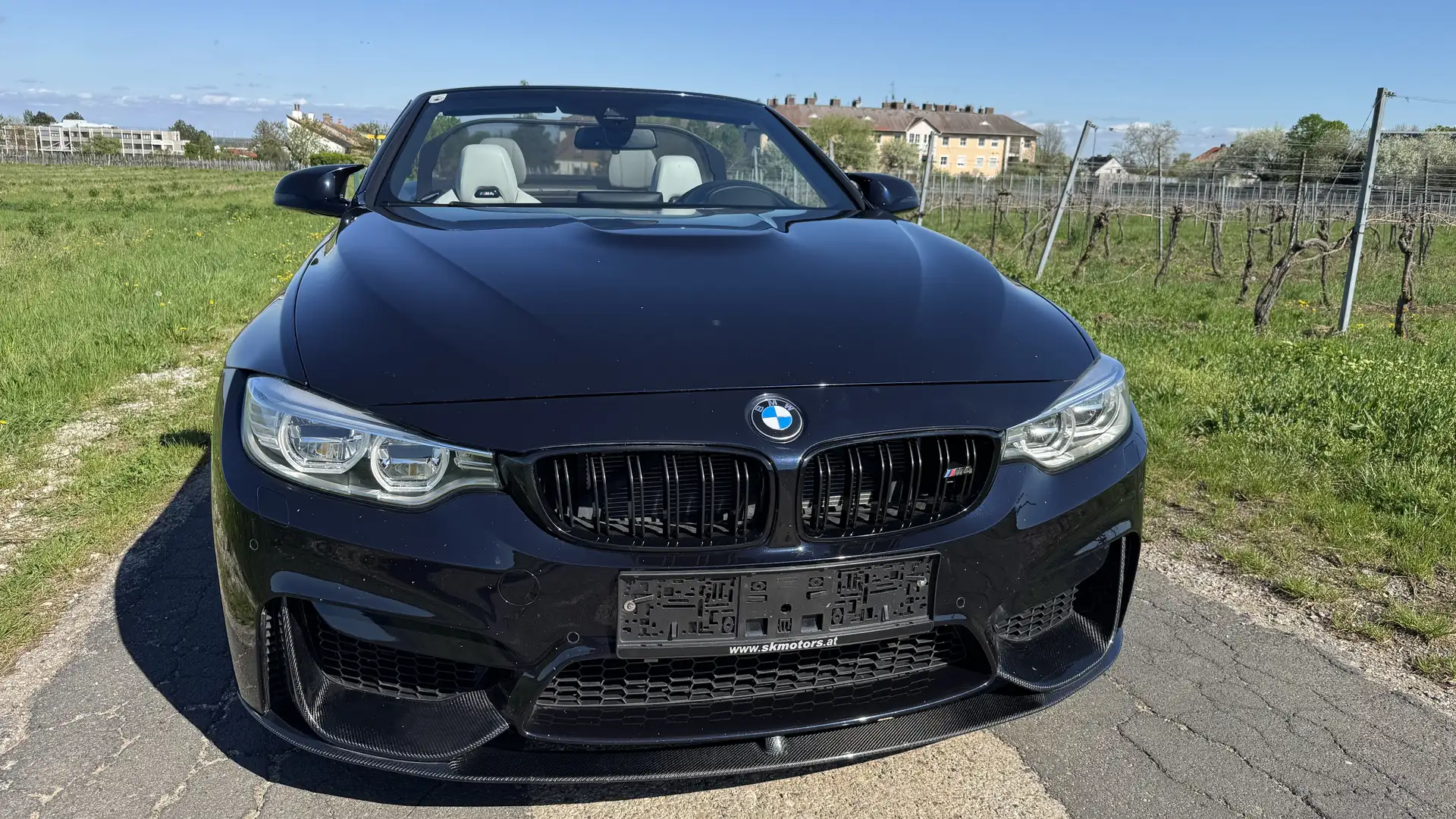 BMW M4 Cabrio M-DKG Aut. (F83) Voll Schwarz - 2