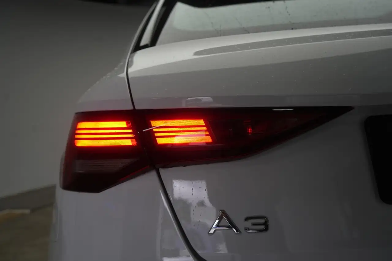 Audi A3 35 TFSI Sportback S tronic CarPlay/ACC/Kamera, миниатюра 9