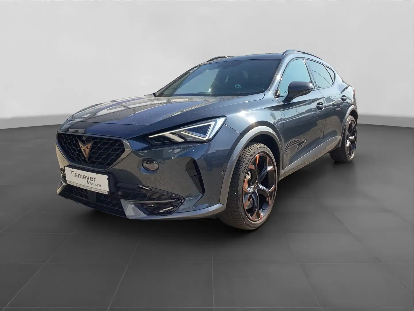 CUPRA Formentor 2.0 TSI 4D VZ PANO KAMERA MATRIX KEYLE Grau - 2
