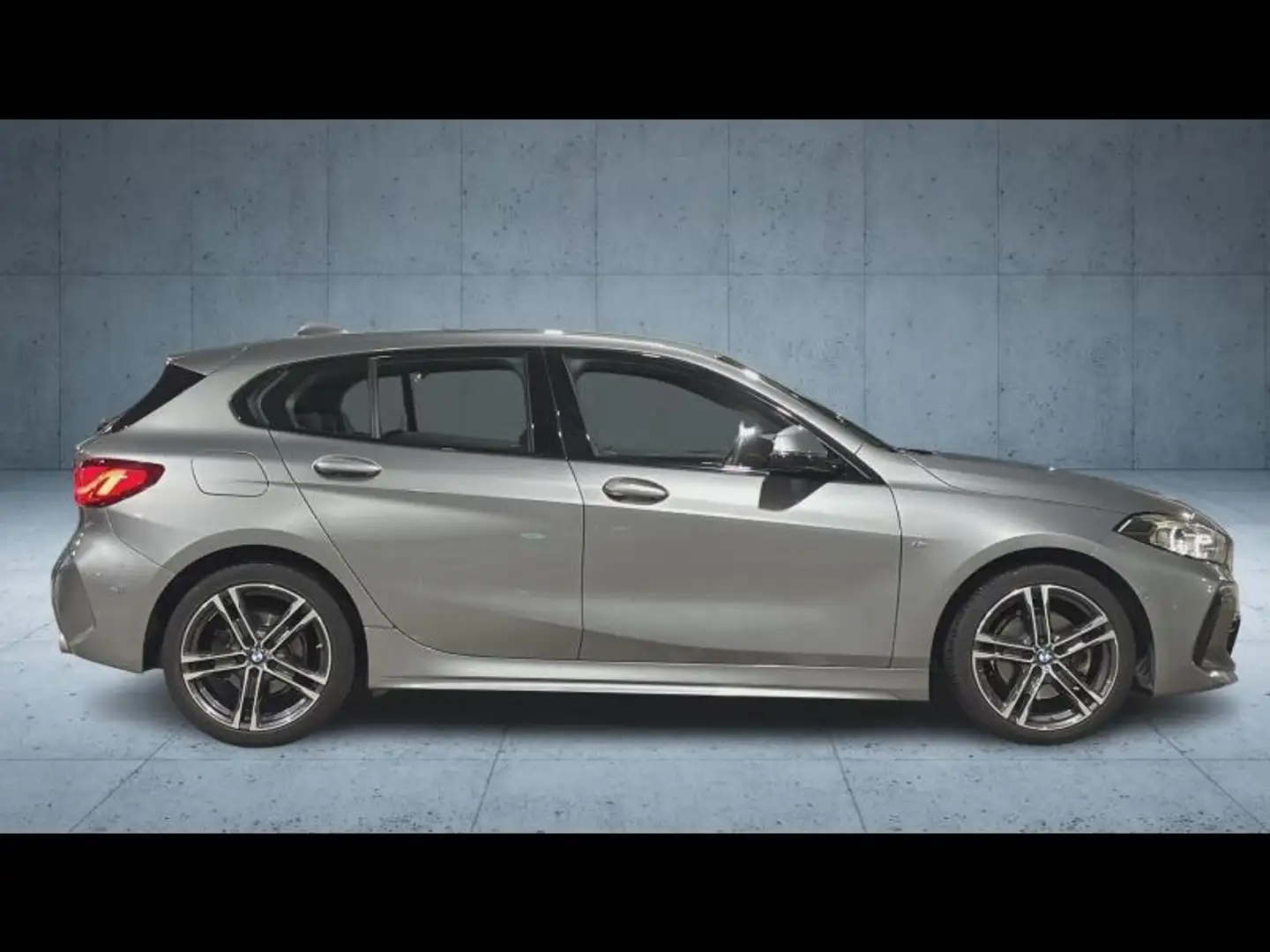 BMW 118 118dA 150ch M Sport 8cv Gris - 2