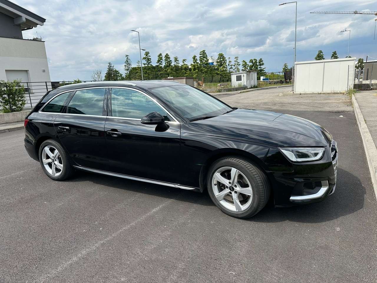 Audi A4 Avant 30 2.0 tdi mhev Business Advanced 136cv s-tr