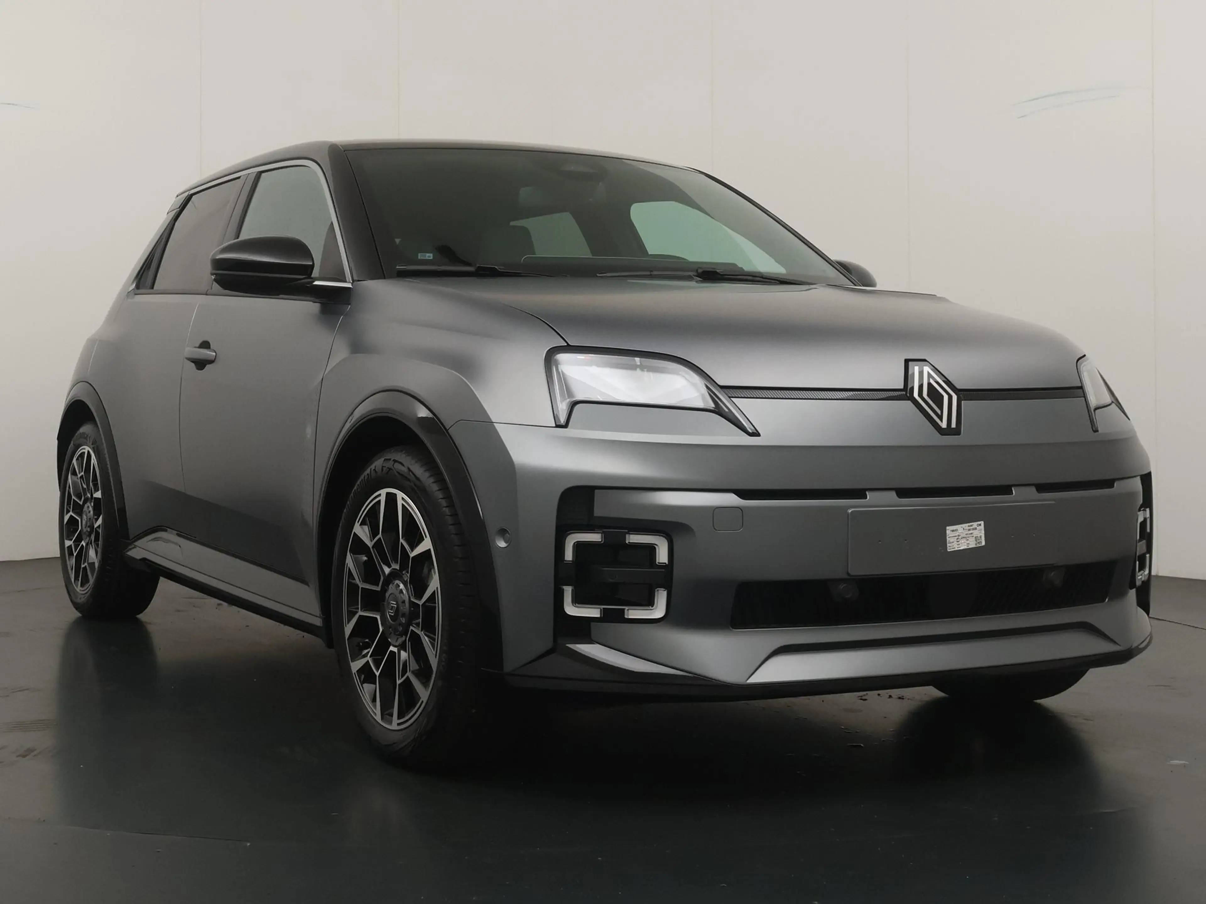 Renault R 5 comfort range Roland-Garros 52 kWh — photo 7