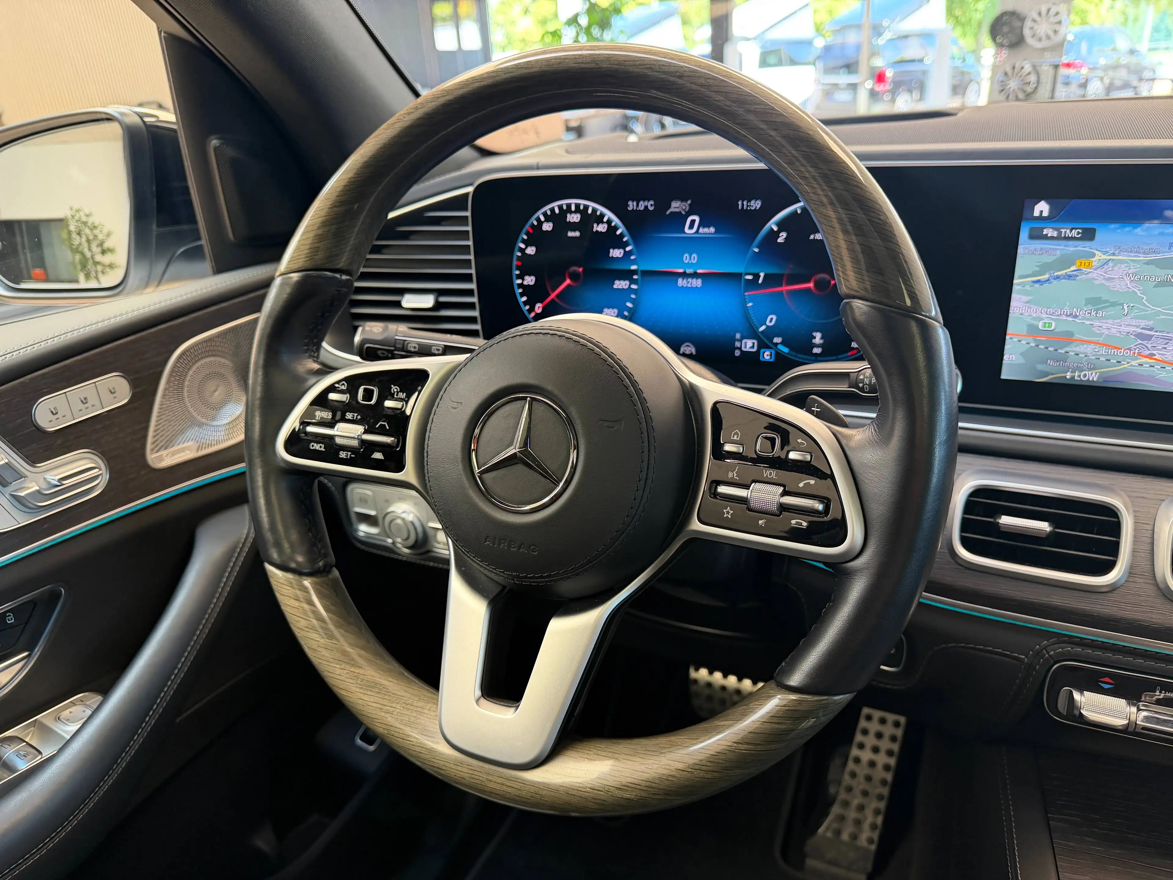 Mercedes-Benz GLS 400 GLS 400 d 4Matic AMG — photo 8