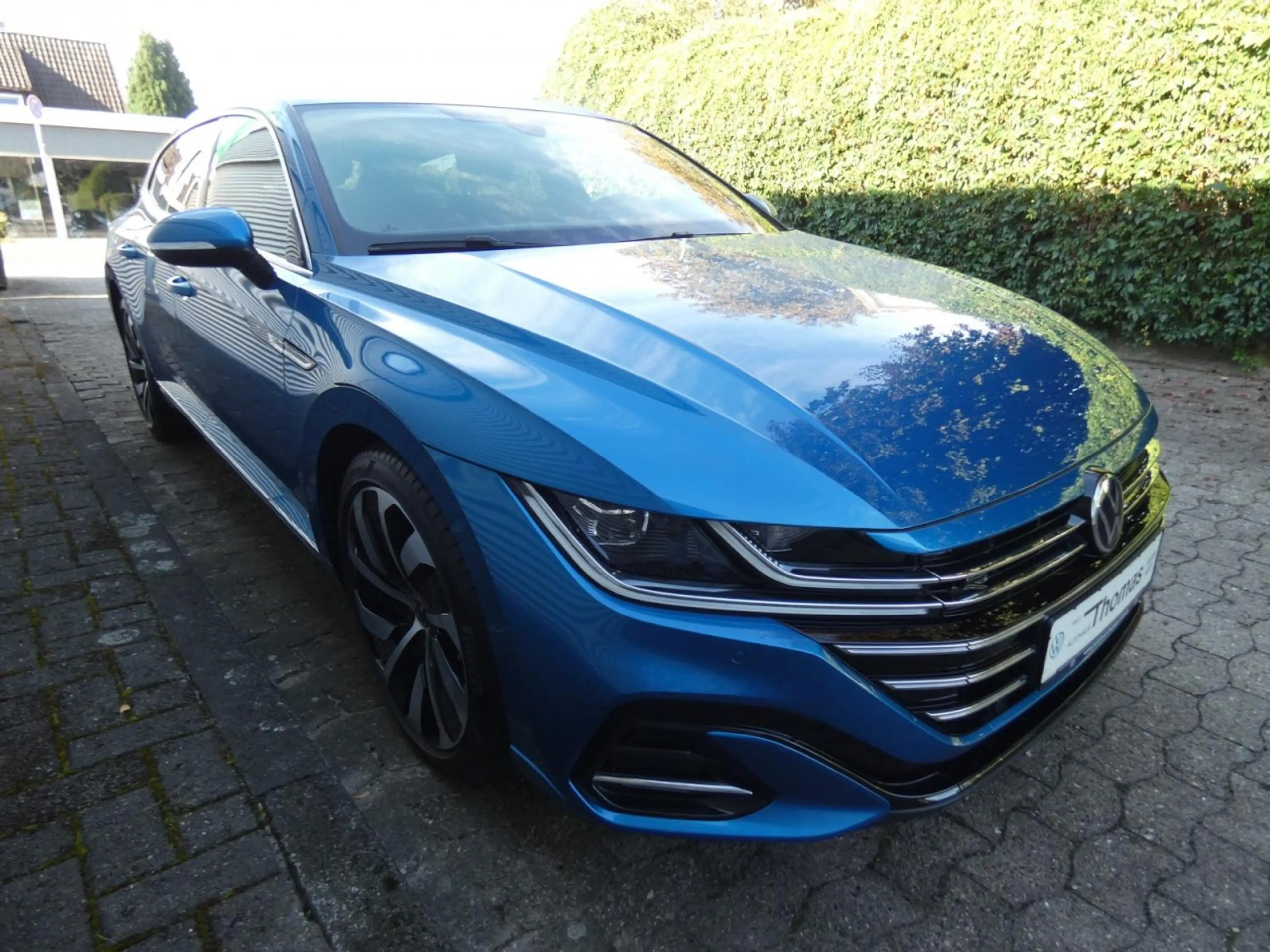 Volkswagen Arteon Shooting Brake R-Line Arteon Shootingbrake 2.0 TSI DSG R-Line LED Navi — photo 3