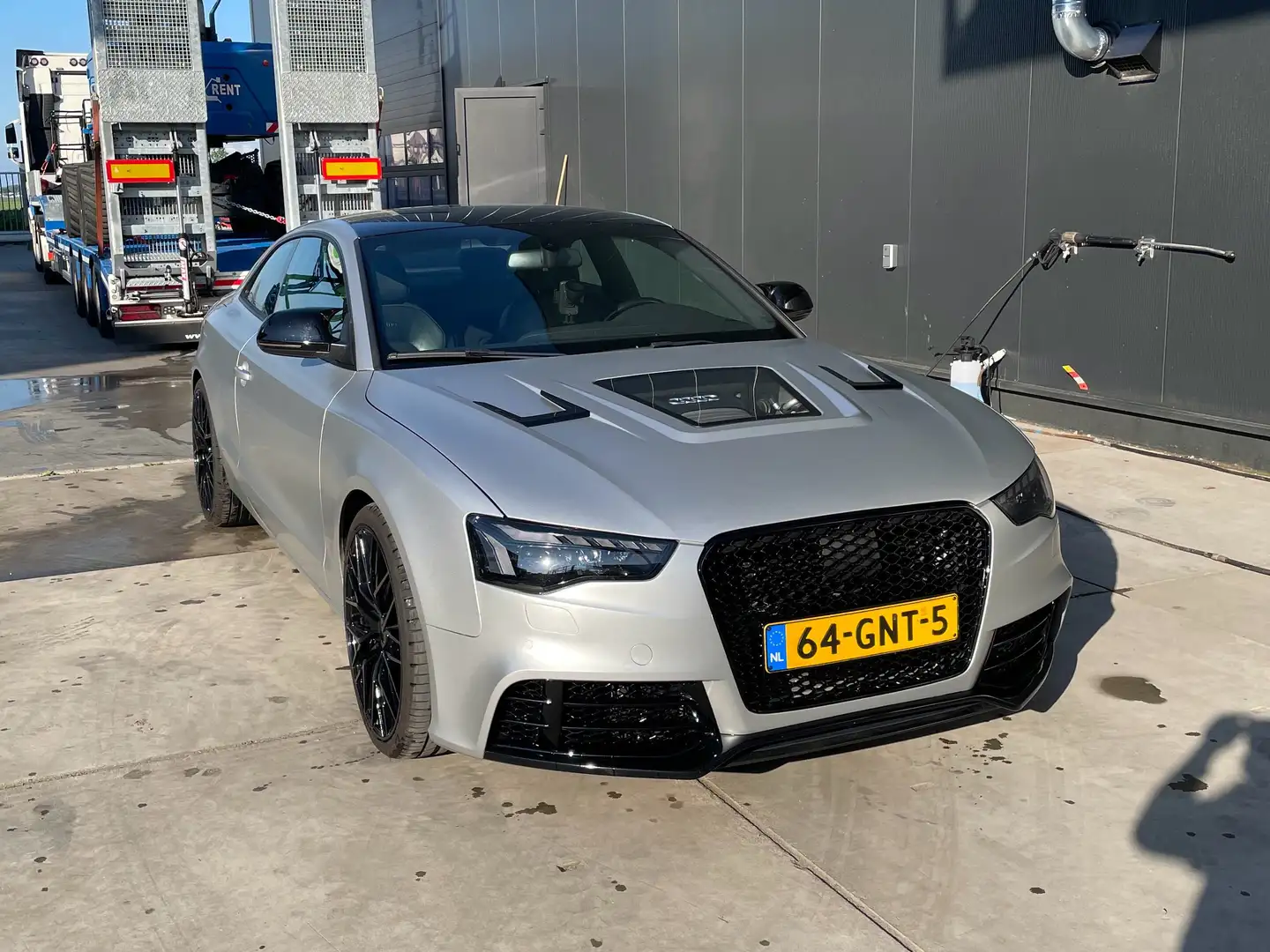 Audi A5 A5 3.2 FSI S Line Zilver - 1