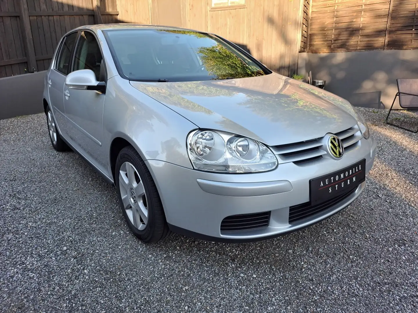Volkswagen Golf | ERSTBESITZ | PICKERL UND SERVICE NEU | Grau - 2