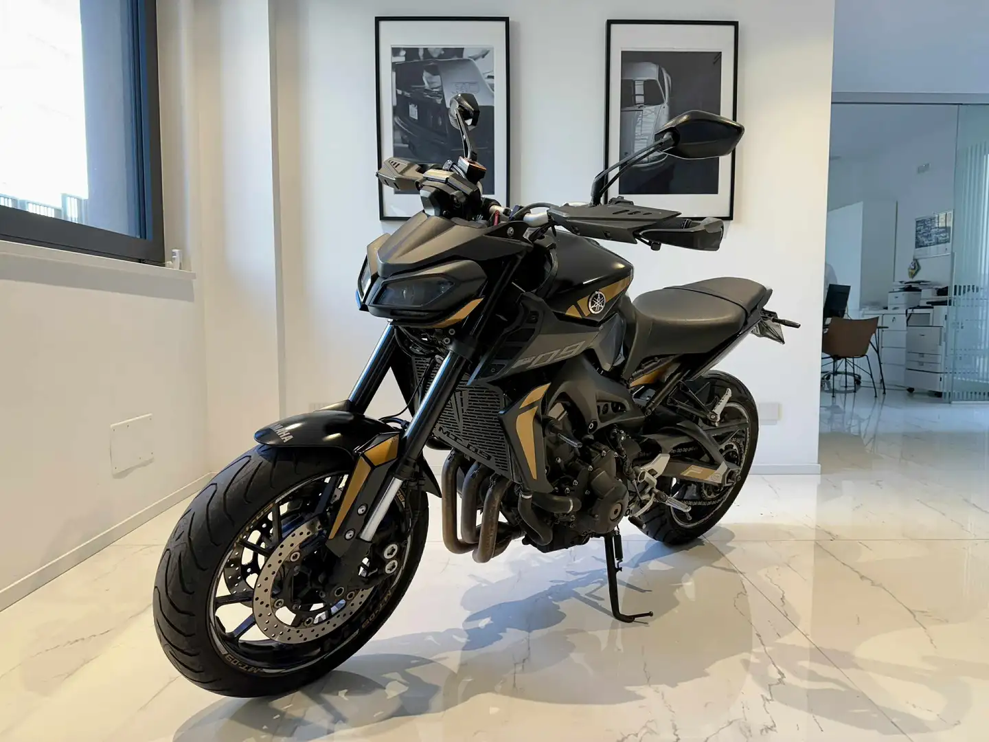 Yamaha MT-09 Nero - 1