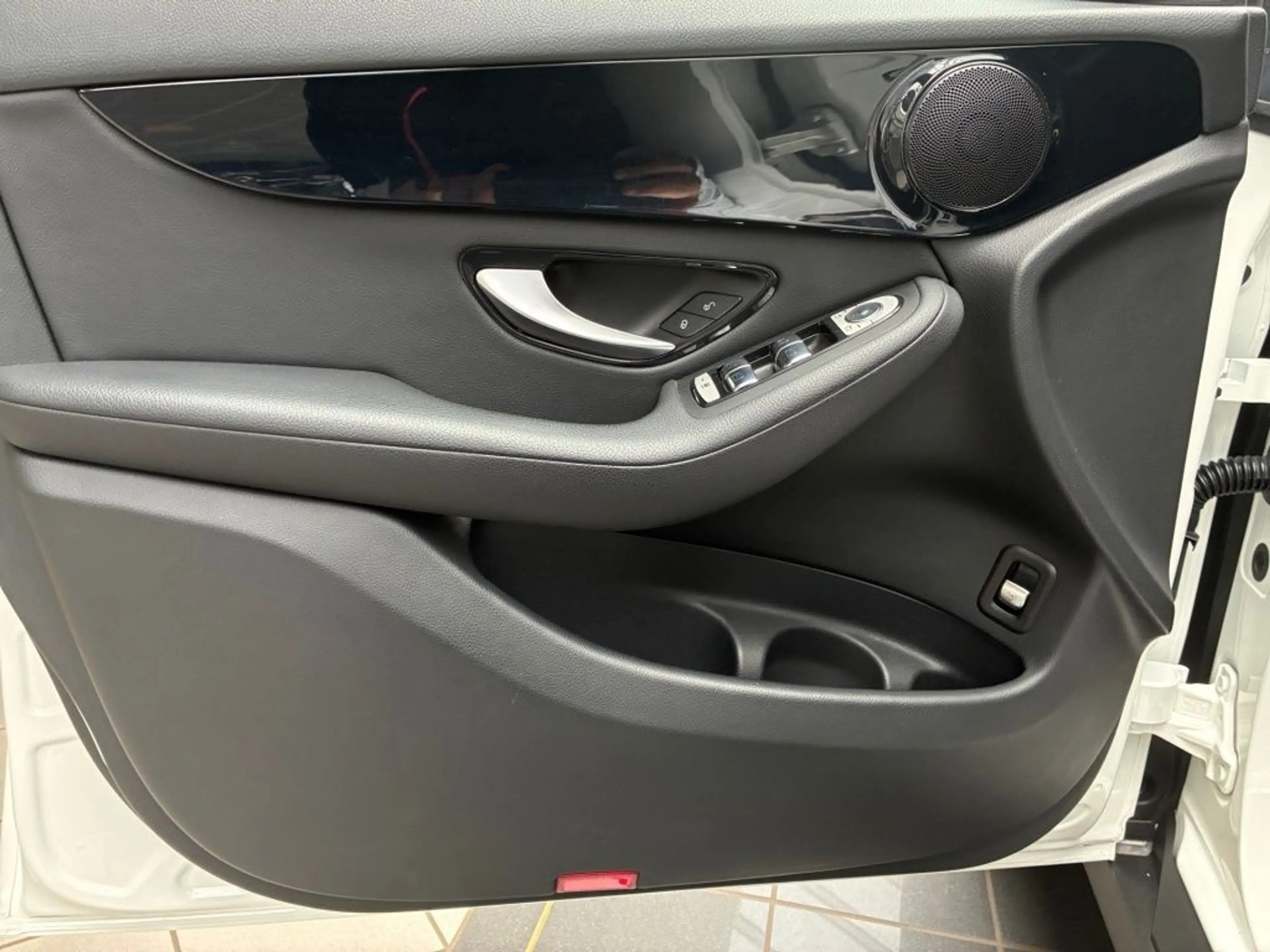 Mercedes-Benz GLC 250 4M Coupé Night+KAMERA+AUT+Klimaaut.+PDC — photo 6