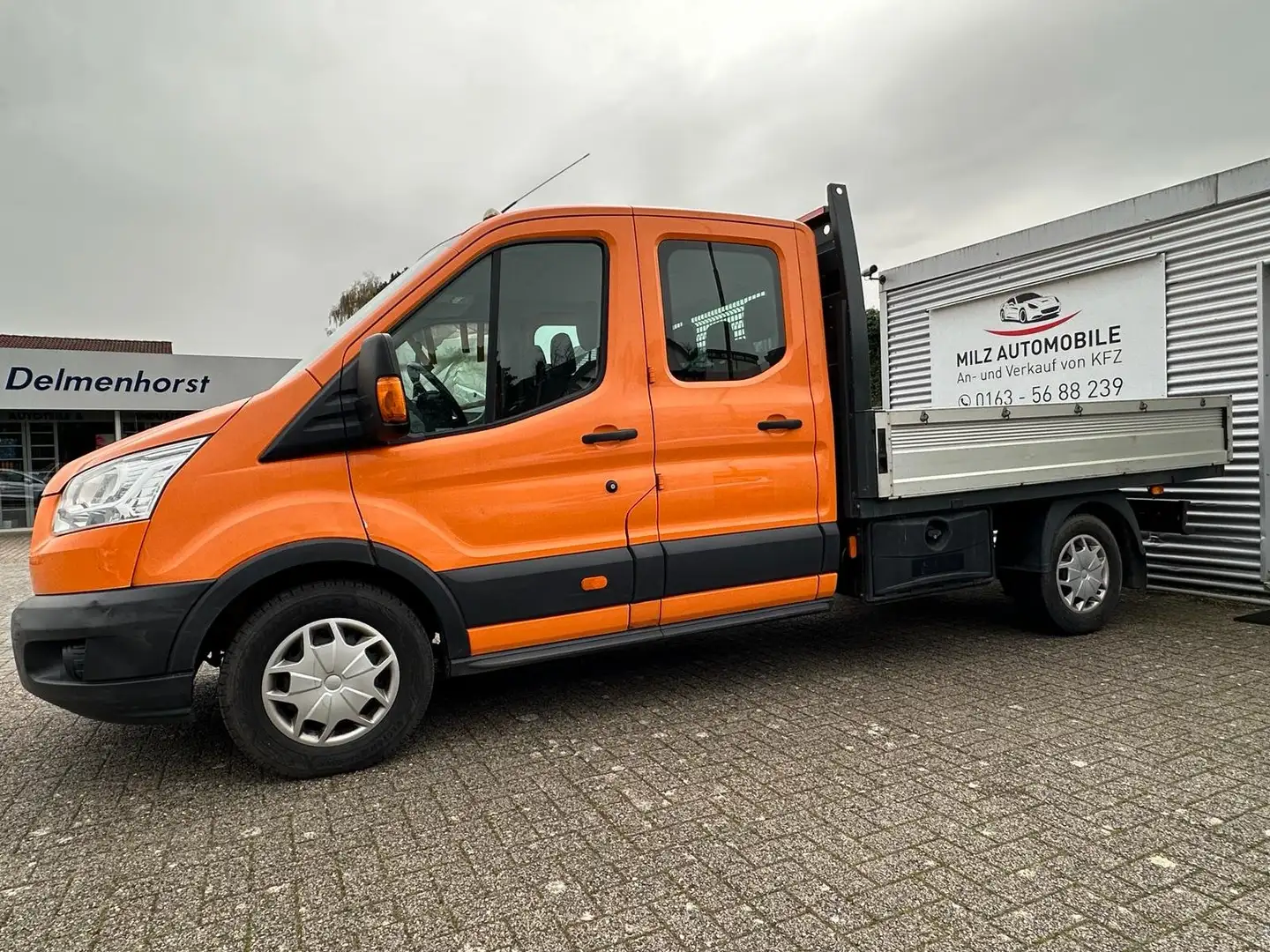 Ford Transit 350 L3 Doppelkabine Trend Orange - 1