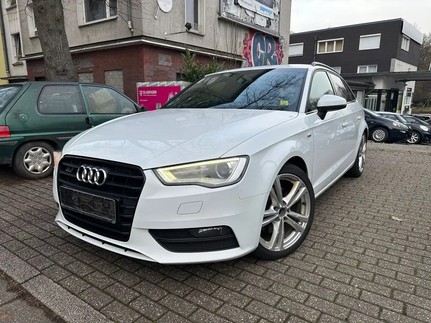 Audi A3 2.0 TDI S tronic quattro S line Sportpaket Weiß - 1