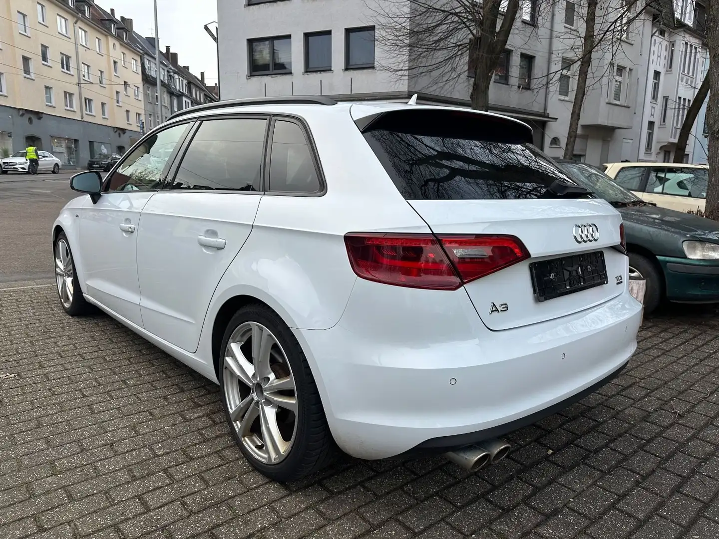 Audi A3 2.0 TDI S tronic quattro S line Sportpaket Weiß - 2